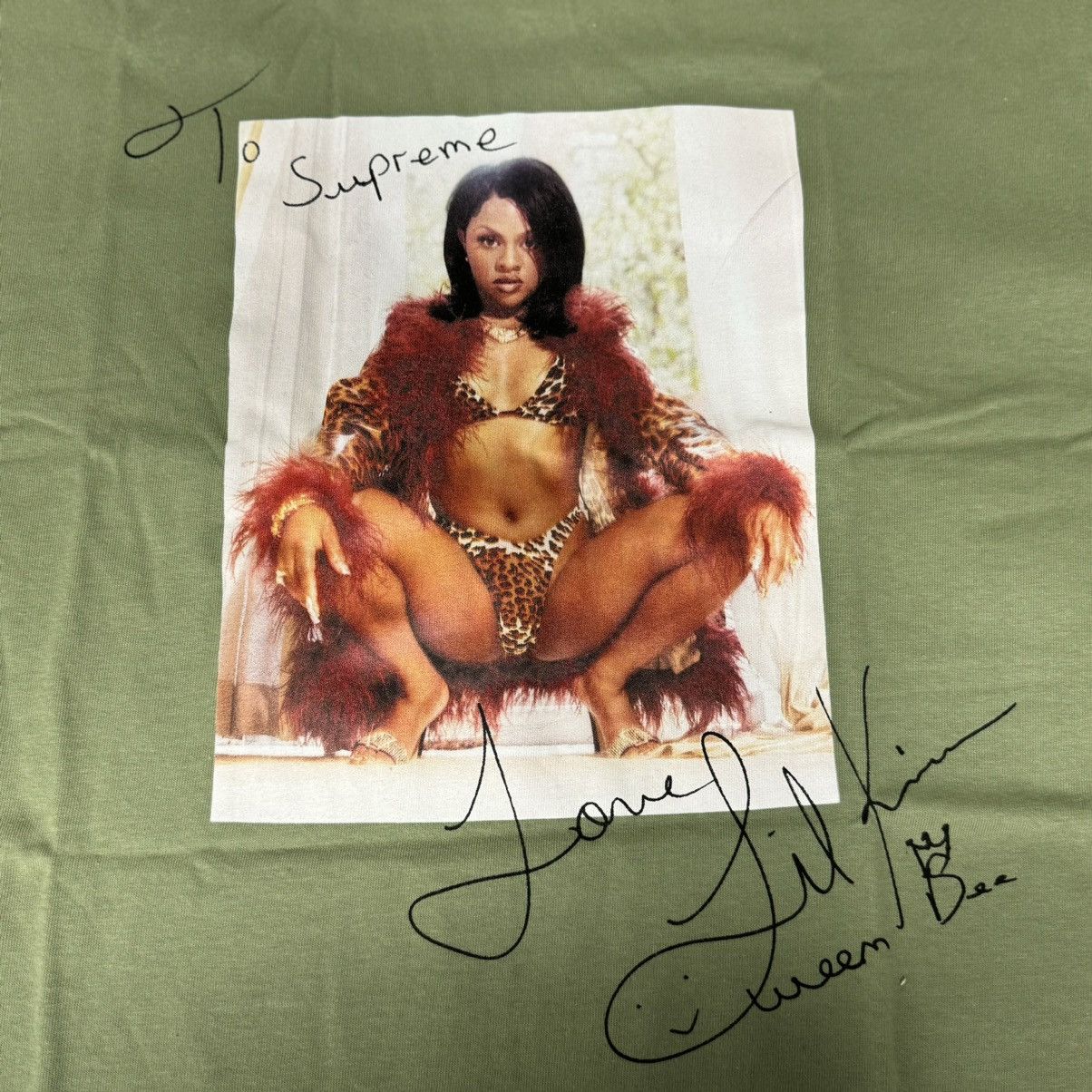 Supreme LIL KIM X SUPREME PHOTO TEE LIGHT OLIVE Size US L / EU 52-54 / 3 - 2 Thumbnail