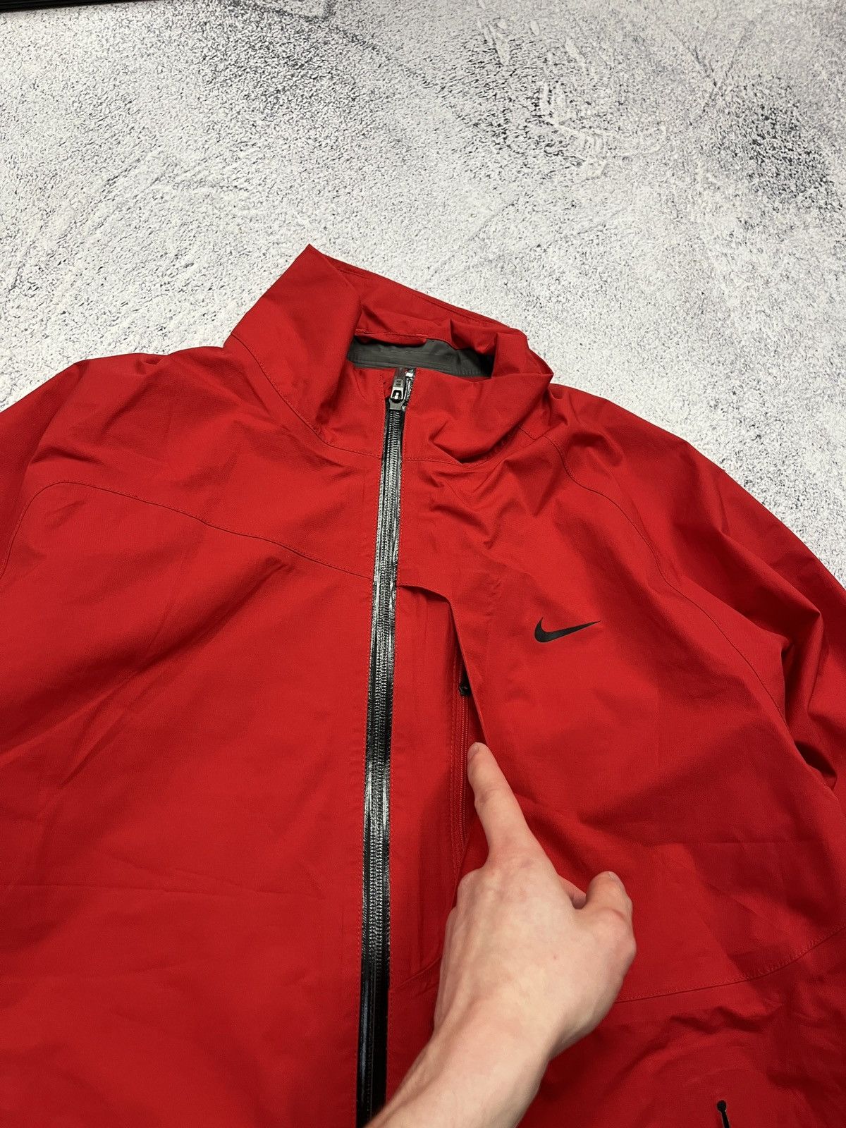 Nike NIKE Golf Jacket Red Gore-Tex Vintage Y2K Outdoor Life Size US M / EU 48-50 / 2 - 7 Thumbnail