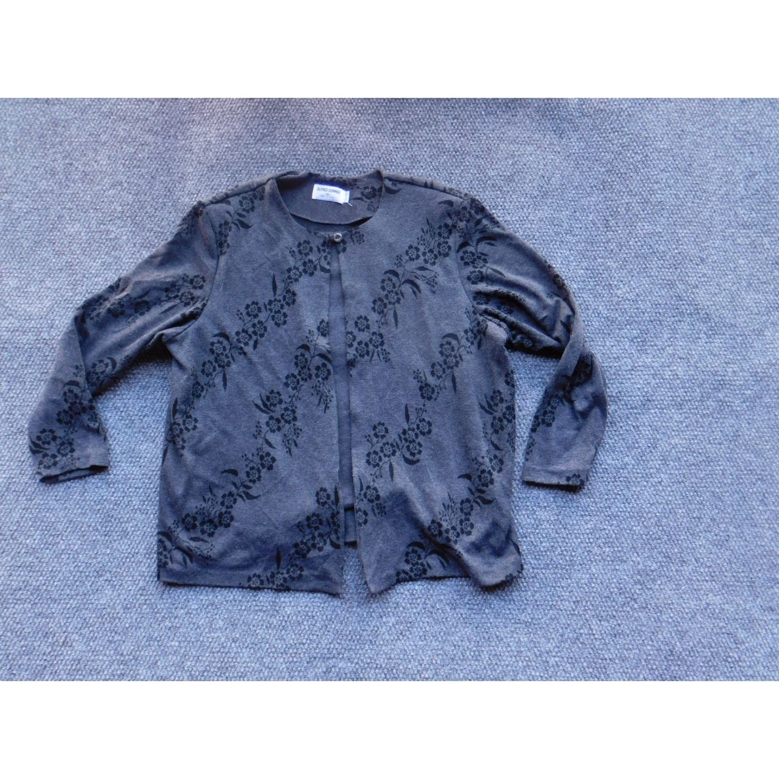 Vintage VINTAGE Alfred Dunner Cardigan Womens XL Gray Black Floral Velvet Burnout Crewneck Long Sleeve USA Size XL / US 12-14 / IT 48-50 - 3 Thumbnail