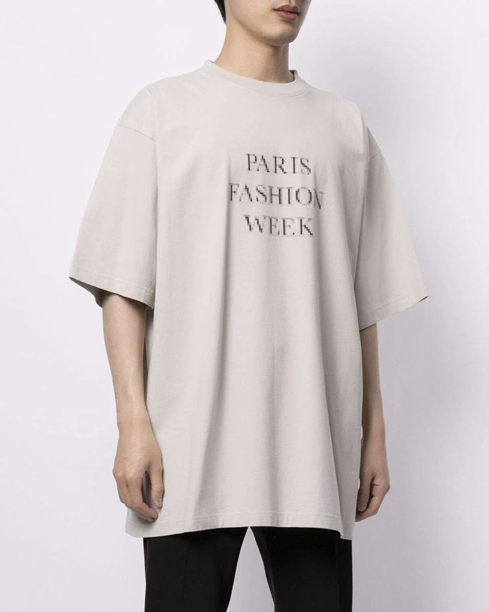 Balenciaga Balenciaga Paris Fashion Week Pixels T-shirt Size US S / EU 44-46 / 1 - 9 Thumbnail