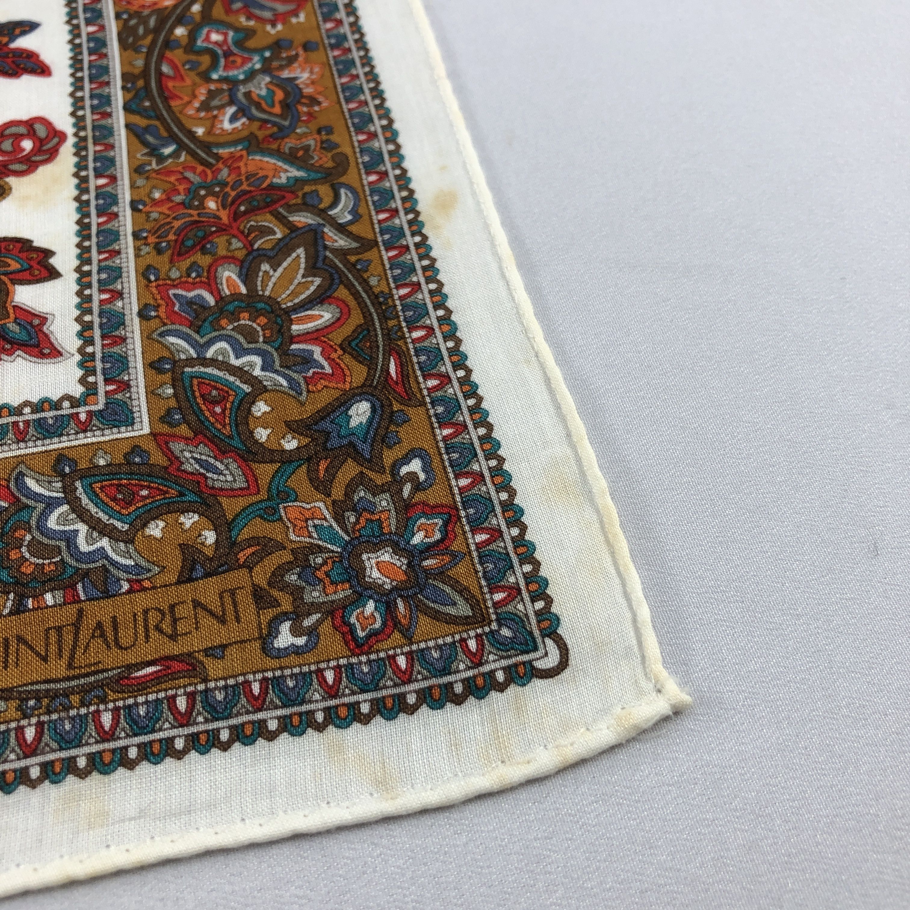 Yves Saint Laurent YSL Floral Handkerchief Neckerchief Bandana H3046 Size ONE SIZE - 6 Thumbnail