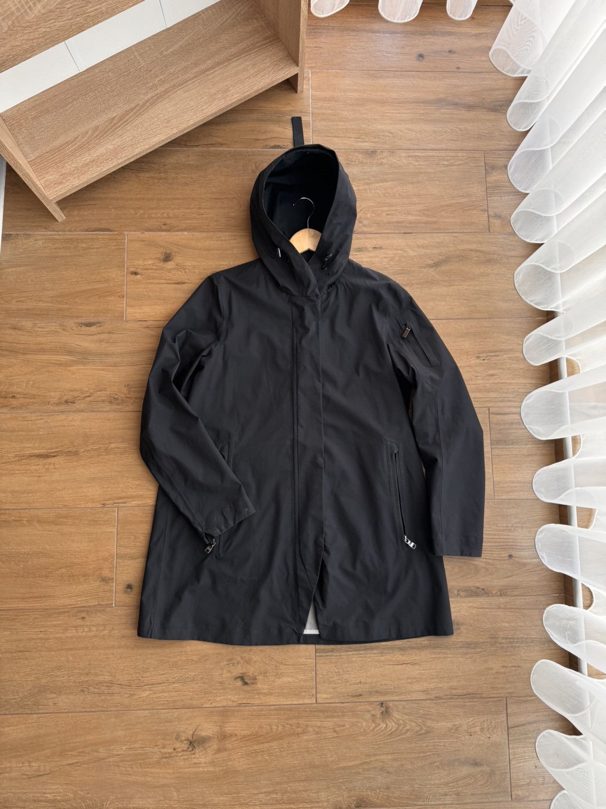 G-Lab Globe Gore-Tex Outdoor Nylon Luxury Coat Jacket