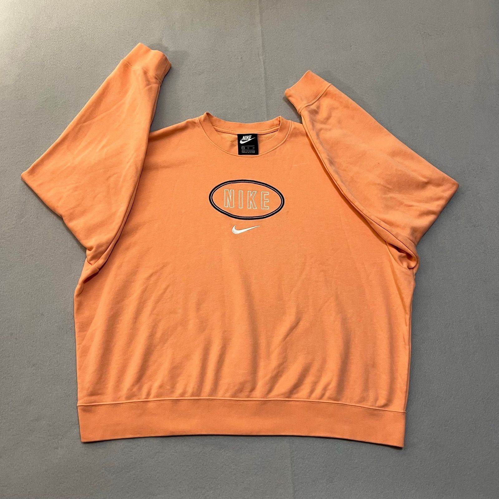 Nike Nike Crewneck Sweatshirt Womens XL Orange Center Logo Swoosh Size XL / US 12-14 / IT 48-50 - 11 Thumbnail