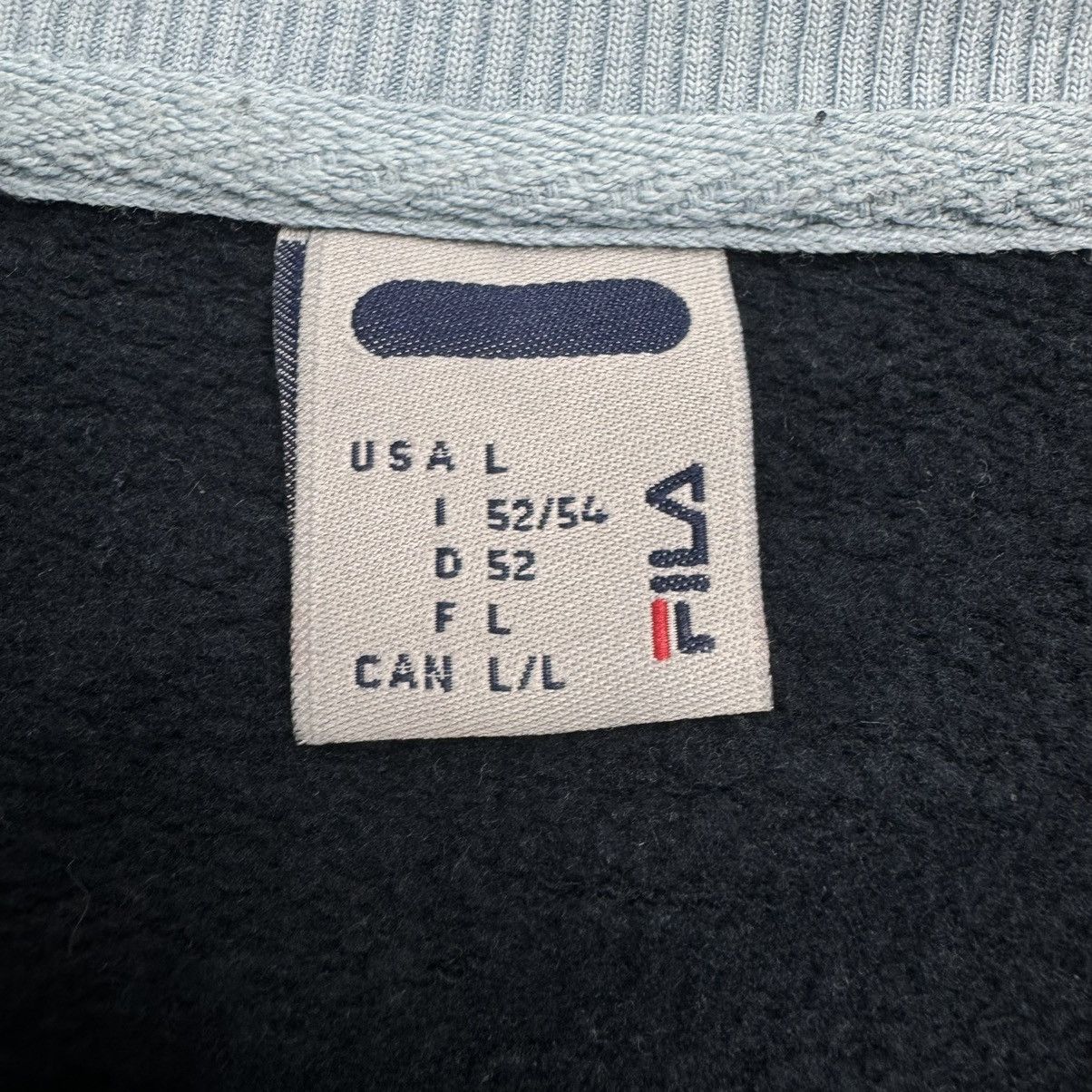 Fila Vintage Y2K Fila Boxy Big Center Logo Crewneck Sweatshirt Size US L / EU 52-54 / 3 - 11 Thumbnail