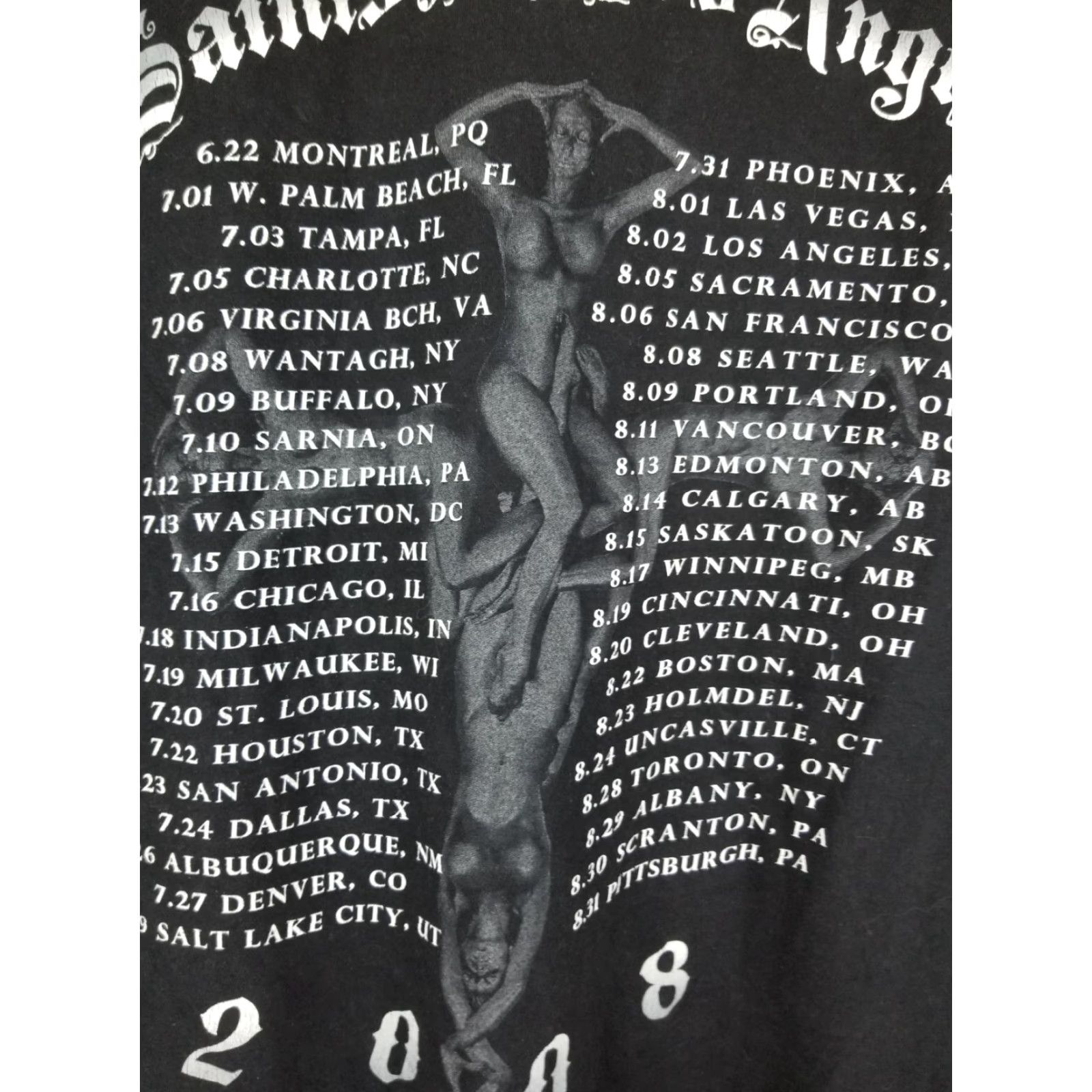 Vintage VINTAGE MOTLEY CRUE HEAVY METAL BAND TOUR T-SHIRT XLARGE Black Cotton Short Sleeve Round Neck Men T-Shirt 2008 USA Realm Retro Band Size US XL / EU 56 / 4 - 6 Thumbnail