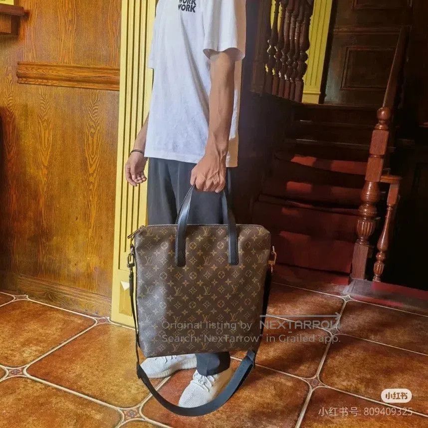 Louis Vuitton Louis Vuitton Men's Monogram Business Briefcase. Size ONE SIZE - 4 Thumbnail