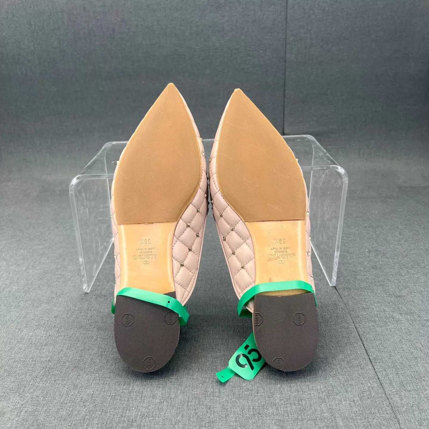 Valentino Valentino Nude Studded Quilted Pointed Mule 38.5 Boxed New Size US 8 / IT 38 - 8 Thumbnail