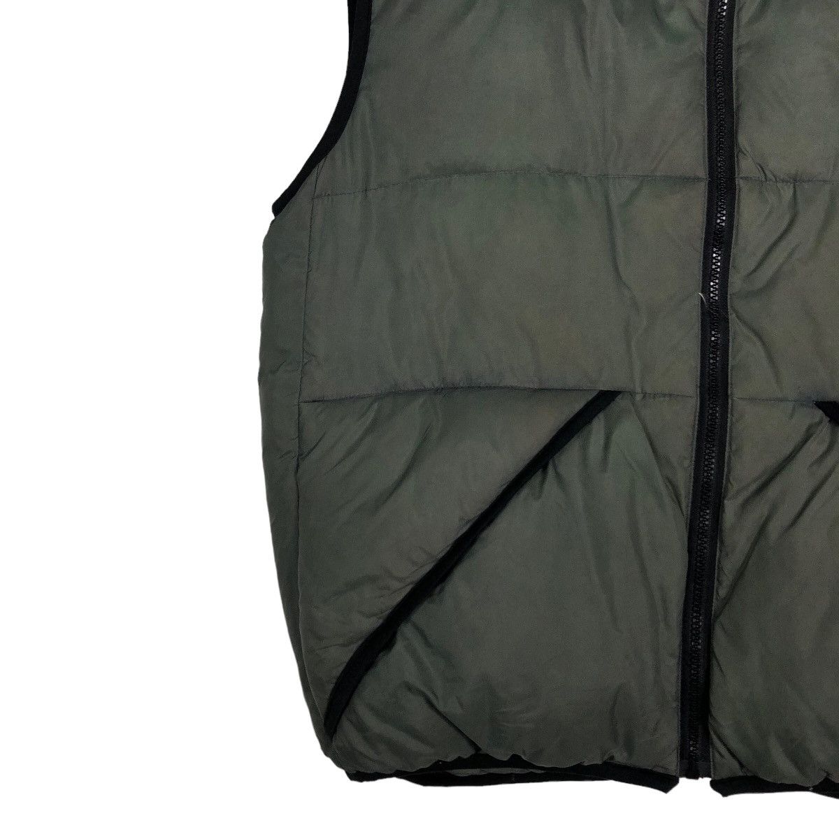 Japanese Brand 🔥90’s Vintage Vest Down Puffer Dragon Movie Big Logo Size US L / EU 52-54 / 3 - 4 Thumbnail