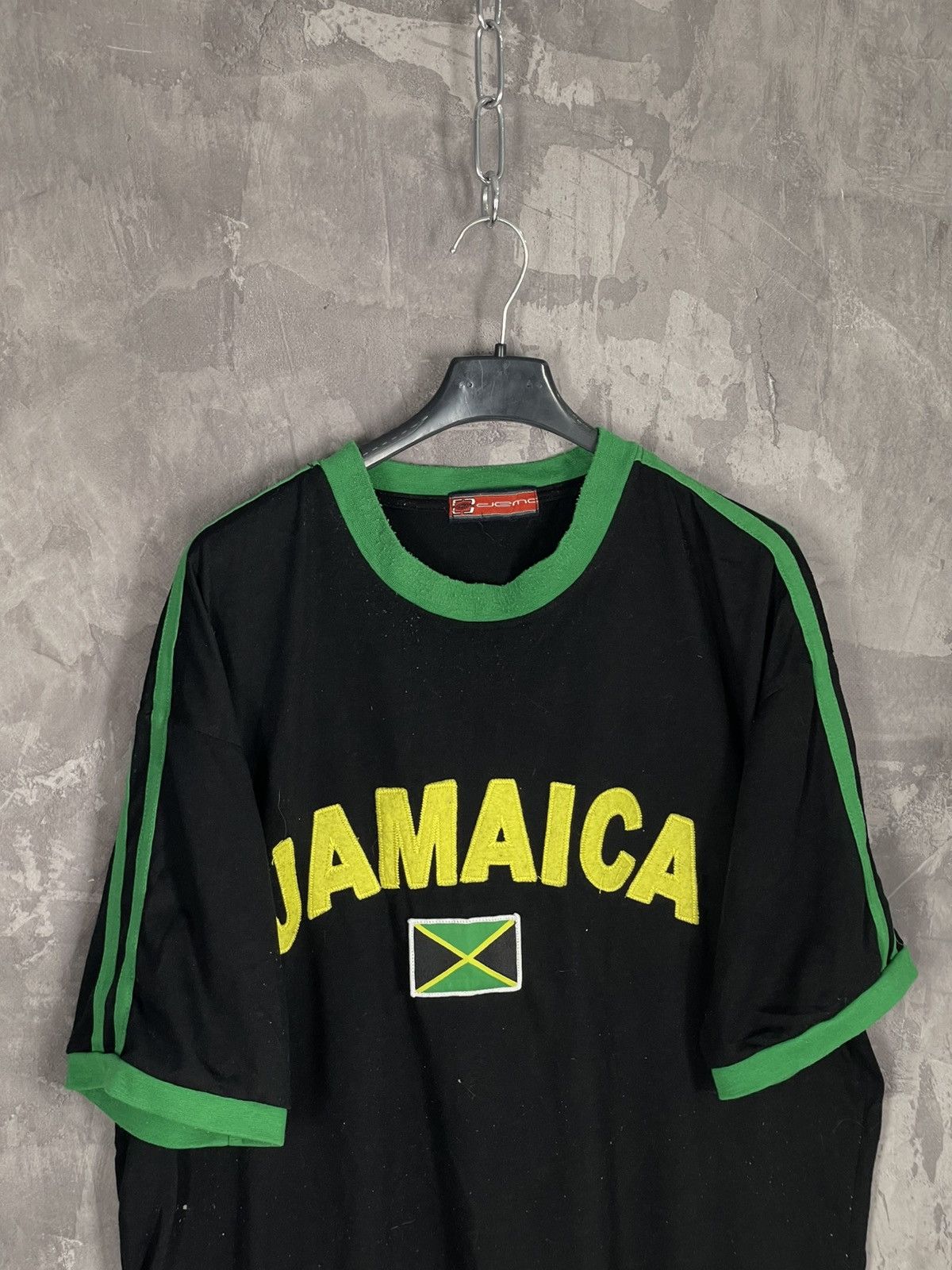 Vintage Vintage Y2K Jamaica 007 Flag Green T-shirt Tee Size US L / EU 52-54 / 3 - 6 Thumbnail