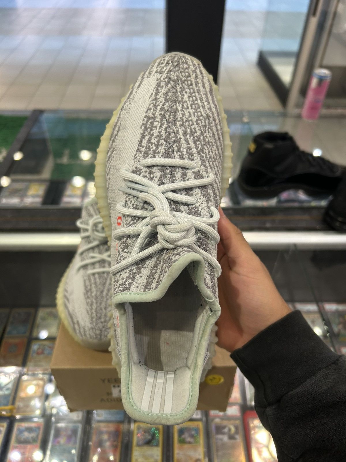 Yeezy Yeezy 350 Blue Tint Size US 8.5 / EU 41-42 - 4 Thumbnail