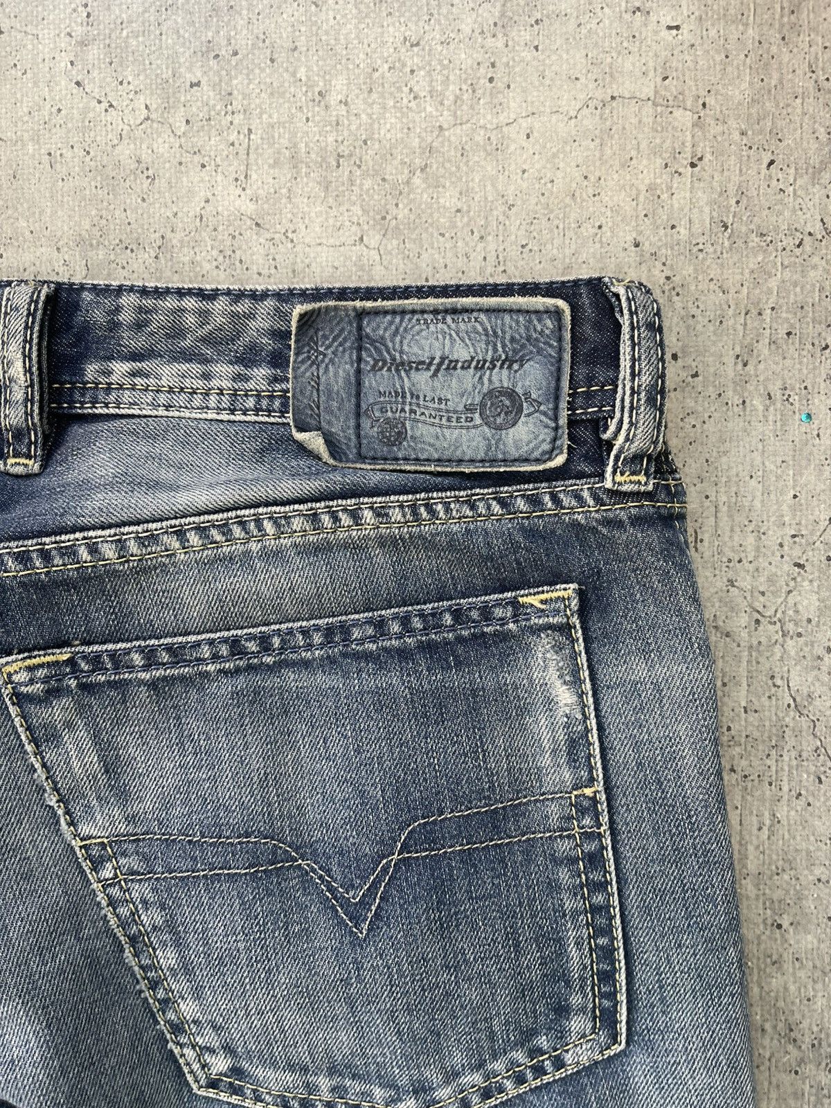 Diesel × Vintage Crazy Flare Vtg Diesel Jeans Dark Blue Italian Made 🇮🇹 Size US 33 - 3 Thumbnail