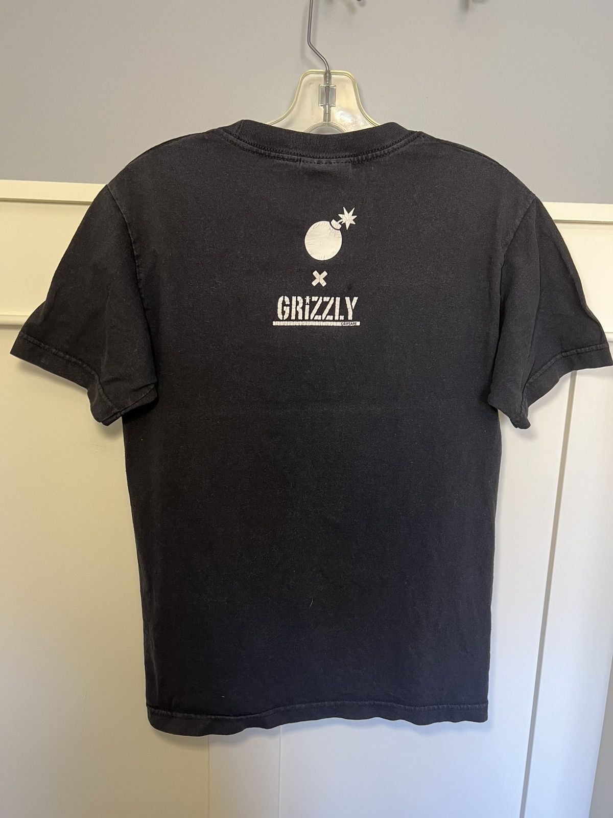 The Hundreds Vintage The Hundreds X Grizzly grip tape old horror t-shirt Size US S / EU 44-46 / 1 - 2 Thumbnail