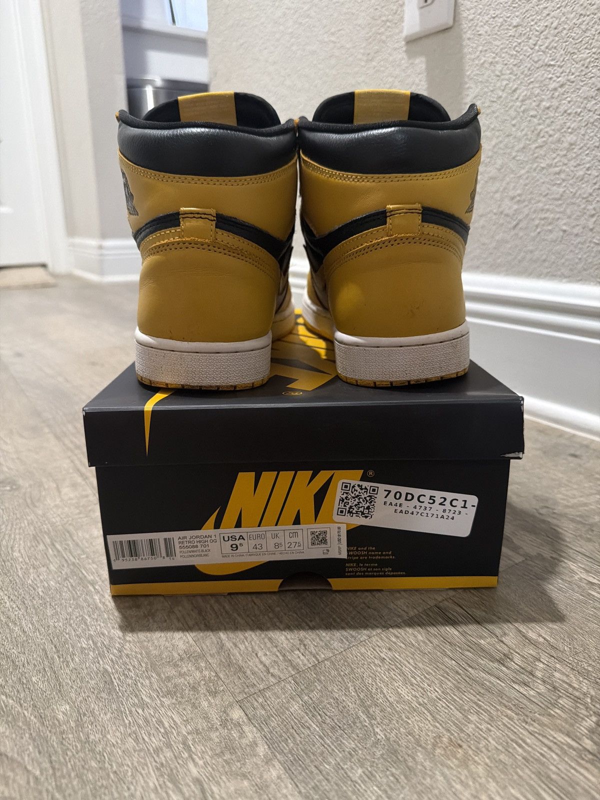Jordan Brand Jordan 1 Retro High Size US 9.5 / EU 42-43 - 5 Thumbnail