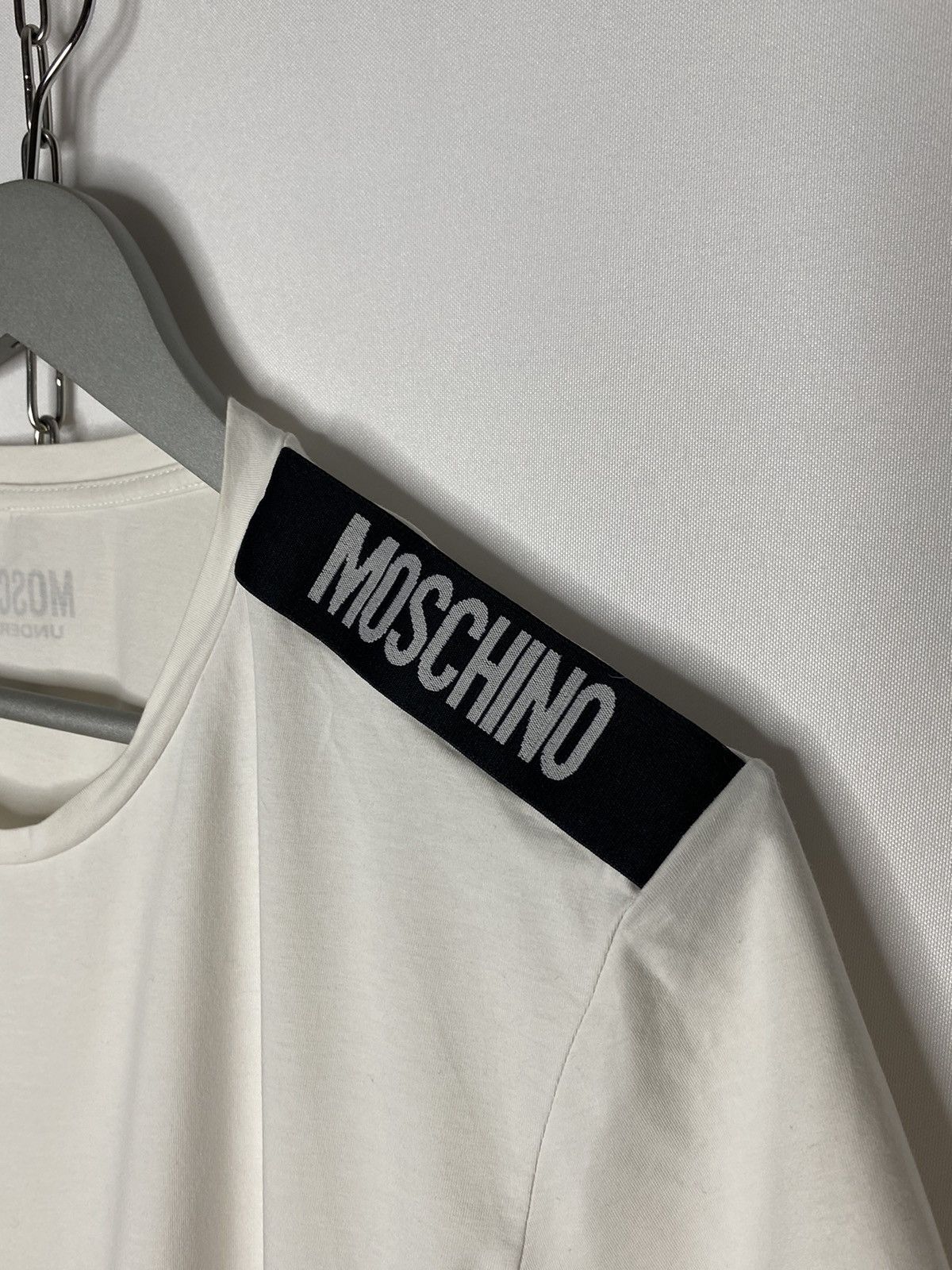 Moschino × Vintage ✅Moschino Luxury T-Shirt Short Sleeve Hype Rare✅ Size US L / EU 52-54 / 3 - 4 Thumbnail