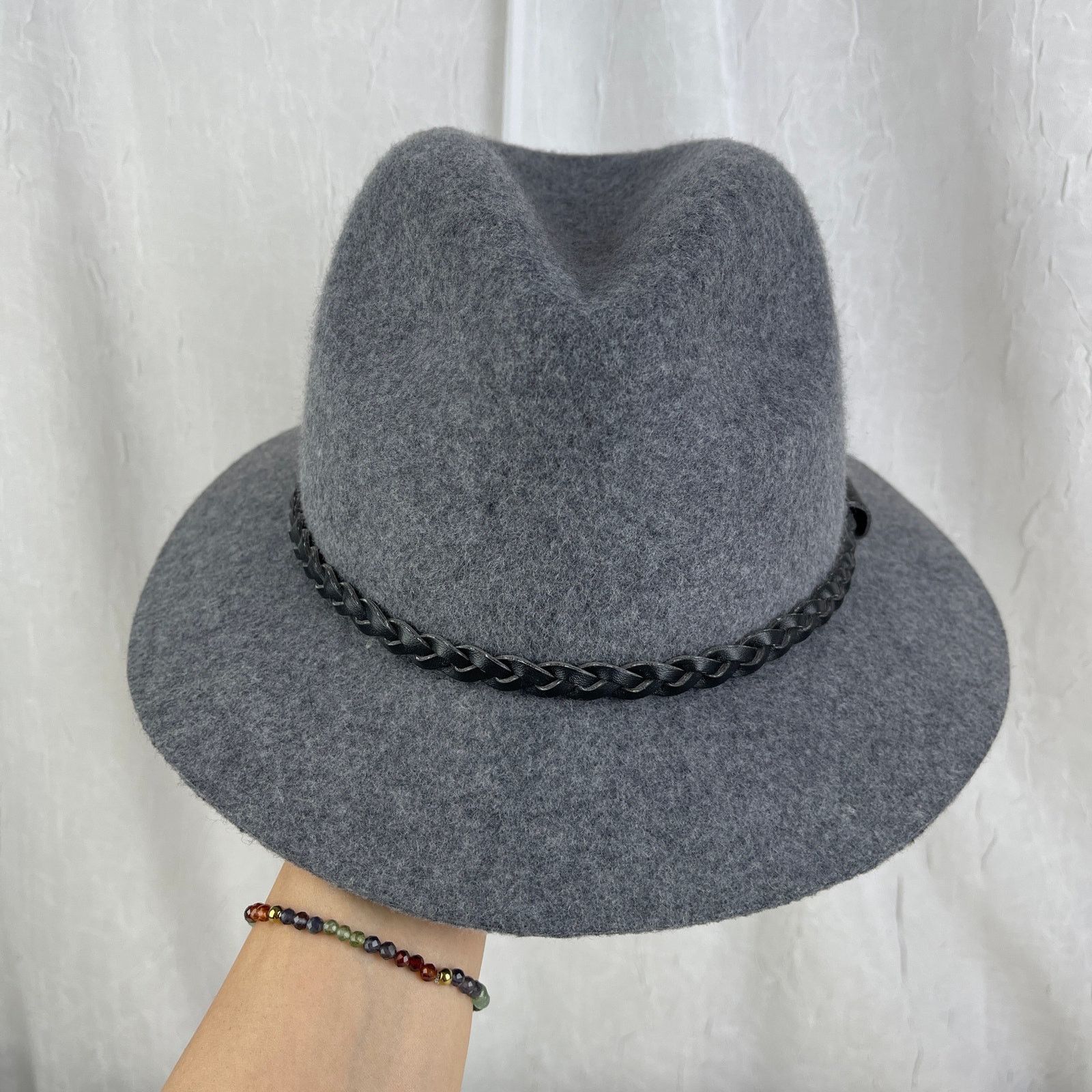 Forever 21 Grey Felt Fedora Hat Short Brim Black Faux Leather Band Size ONE SIZE - 19 Thumbnail