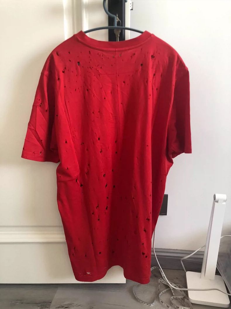 Givenchy Givenchy Ripped Short Sleeve T-Shirt, Made in Portugal Size US XS / EU 42 / 0 - 7 Thumbnail
