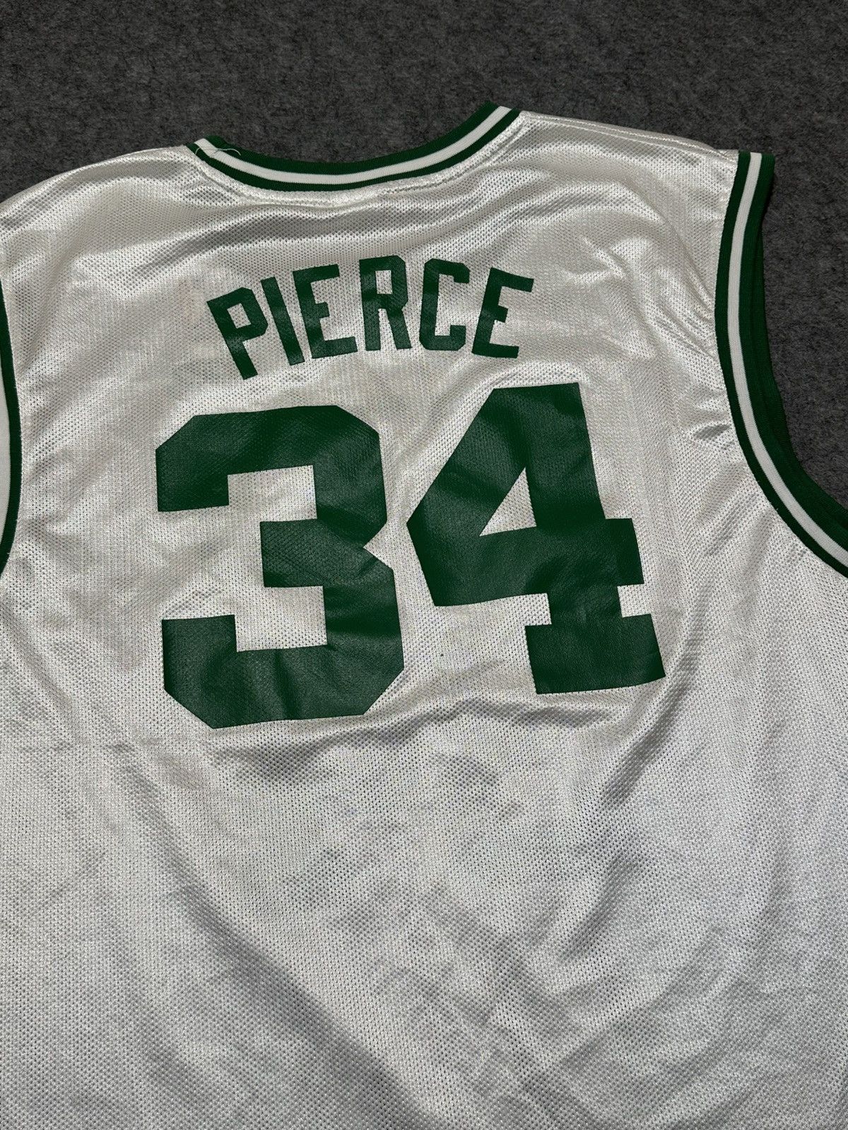 Reebok vintage Reebok Boston Celtics Paul Pierce #34 white jersey. Size US XL / EU 56 / 4 - 4 Thumbnail