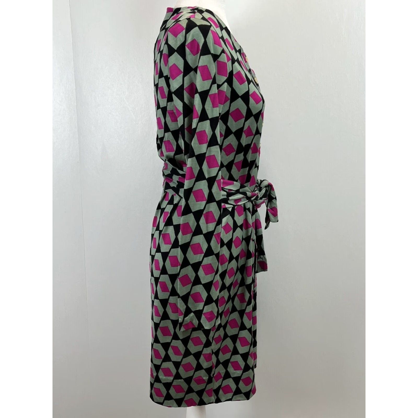 Diane von Furstenberg Diane von Furstenberg 100% Silk Dress Sz 4 Belted Geometric Print Retro Heavy Size S / US 4 / IT 40 - 4 Thumbnail