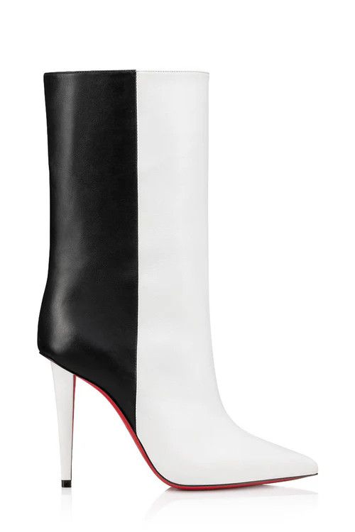 o1s1wg110225 Boots in Black & White