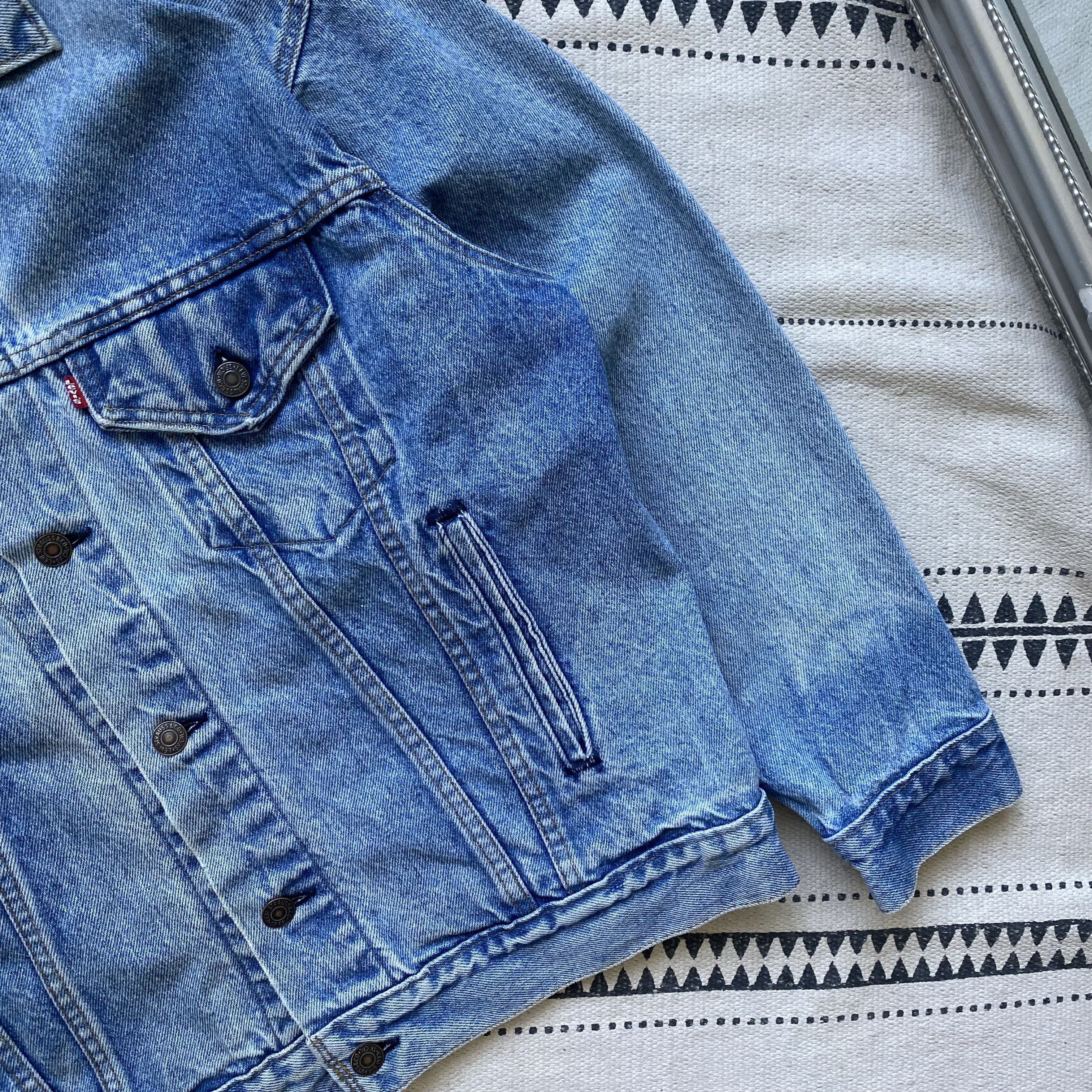 Levi's Vintage Clothing Vintage 80-90s Faded Levis denim jacket Made in USA Size US M / EU 48-50 / 2 - 5 Thumbnail