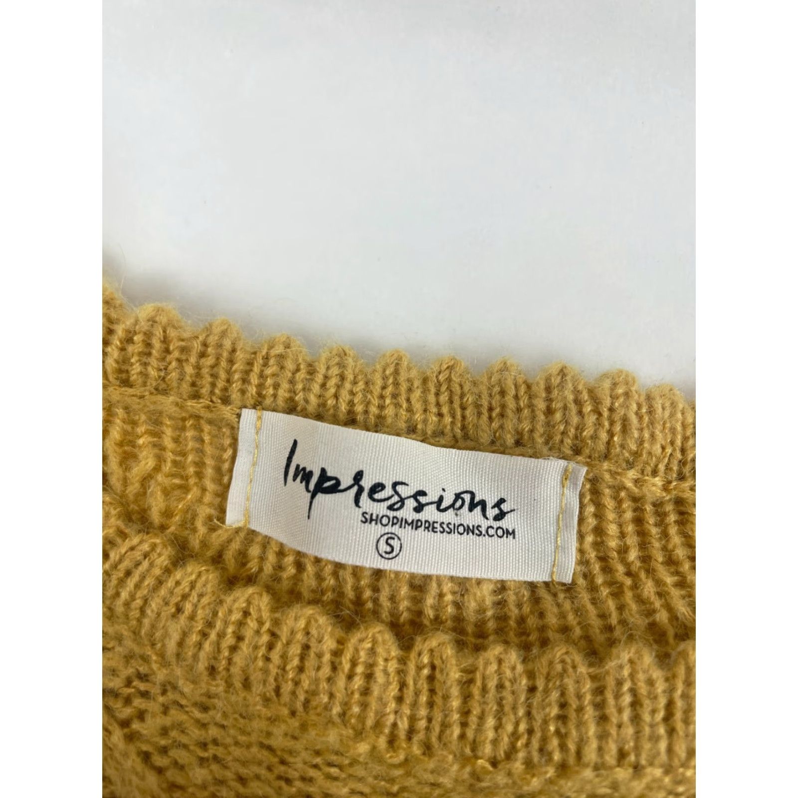 Vintage Impressions Sweater Women’s Size Small Mustard Yellow Polka Dot Crew Neck Long Sleeve Pullover Modern Fall Winter Spring Size S / US 4 / IT 40 - 6 Thumbnail