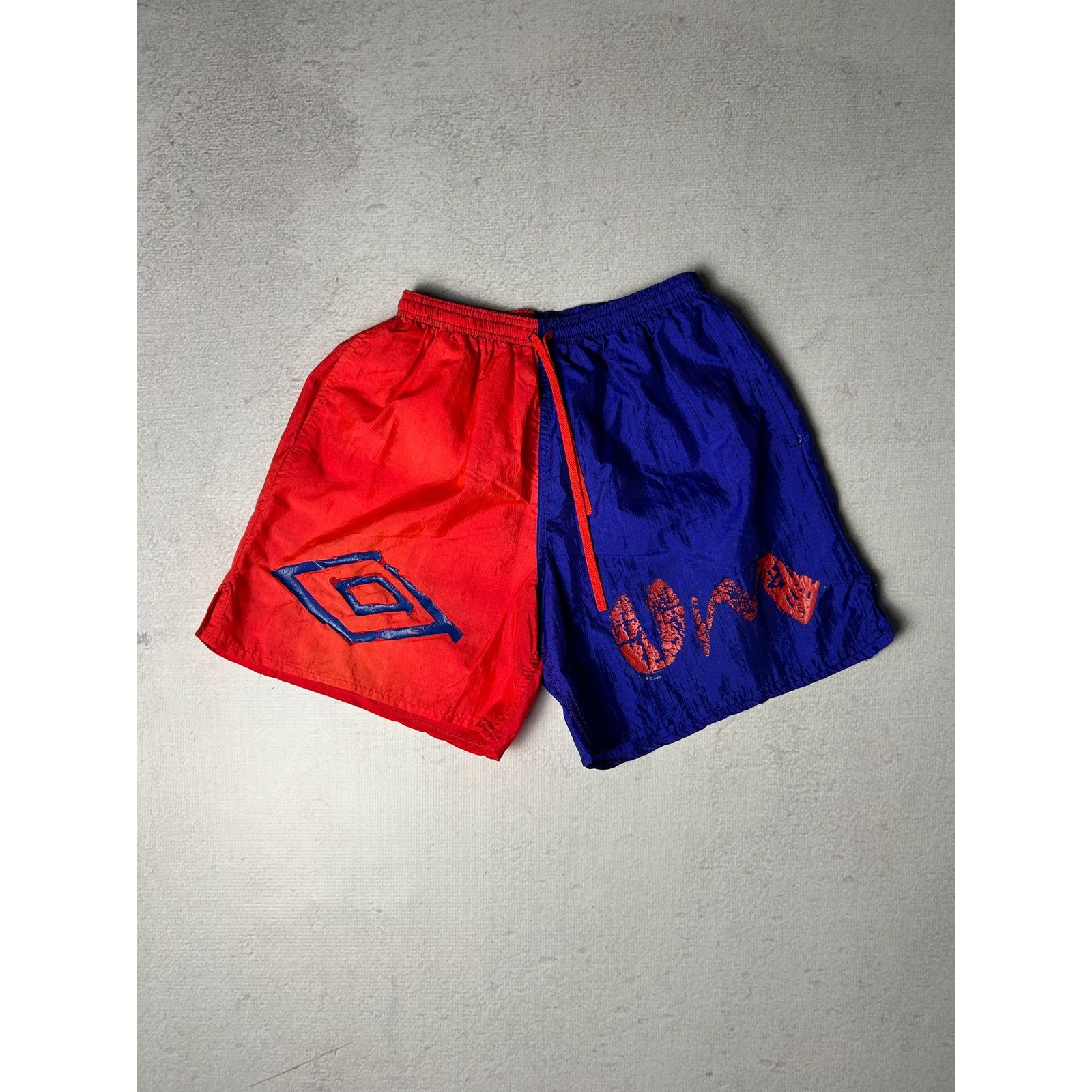 Umbro Vintage 90s Umbro Track Shorts, Menswear - Men's Medium Size US 28 / EU 44 - 1 Thumbnail