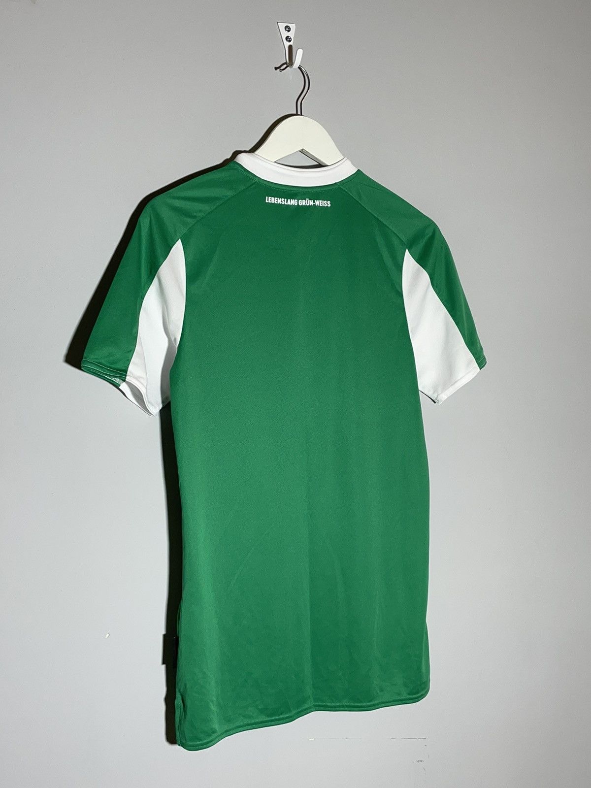 Umbro Werder Bremen Umbro 2020-21 Home Y2k Football Shirt Size US S / EU 44-46 / 1 - 7 Thumbnail