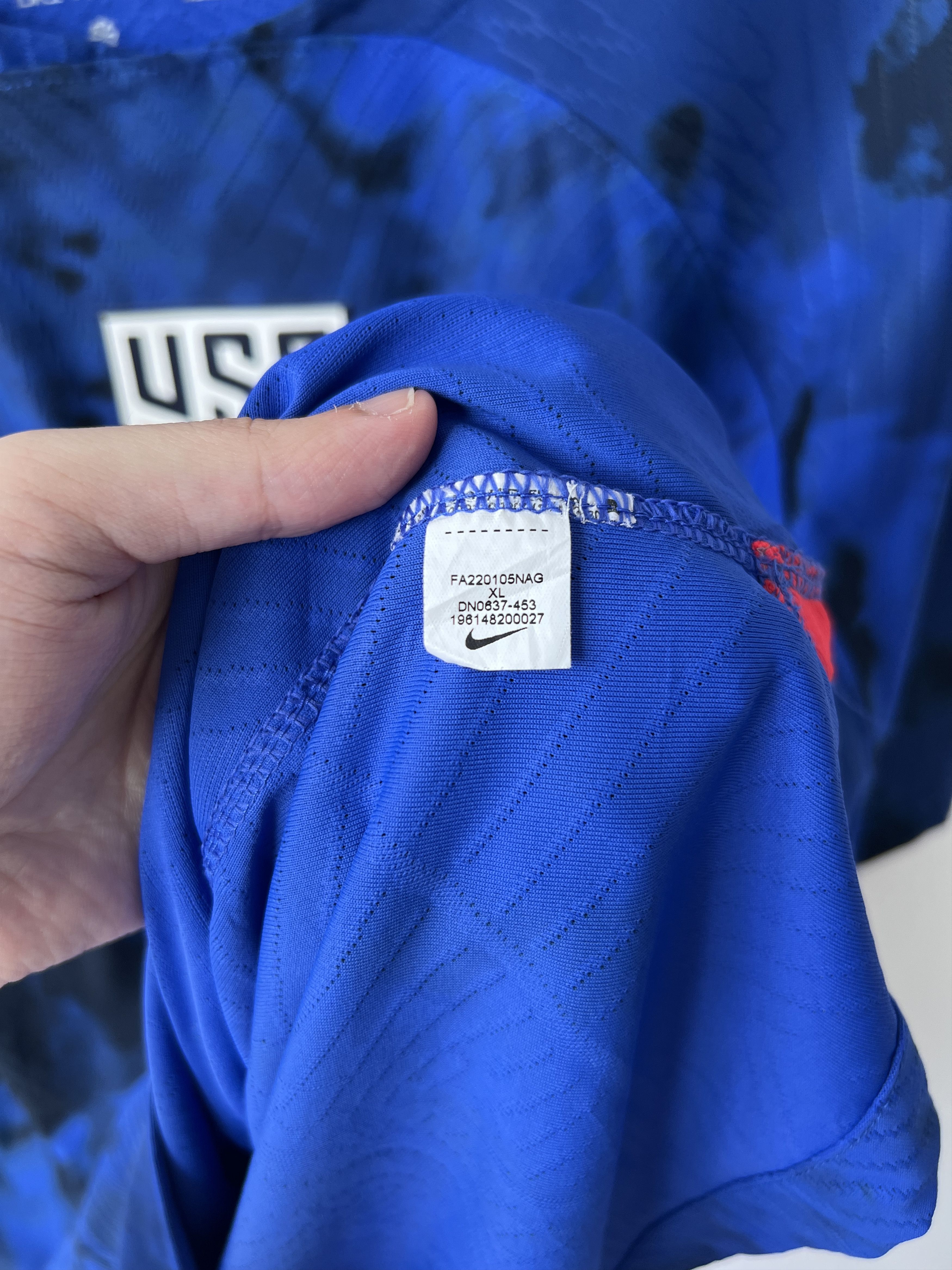 Nike (XL) USA 2022-23 Away Player Version Kit (USMNT) Size US XL / EU 56 / 4 - 4 Thumbnail