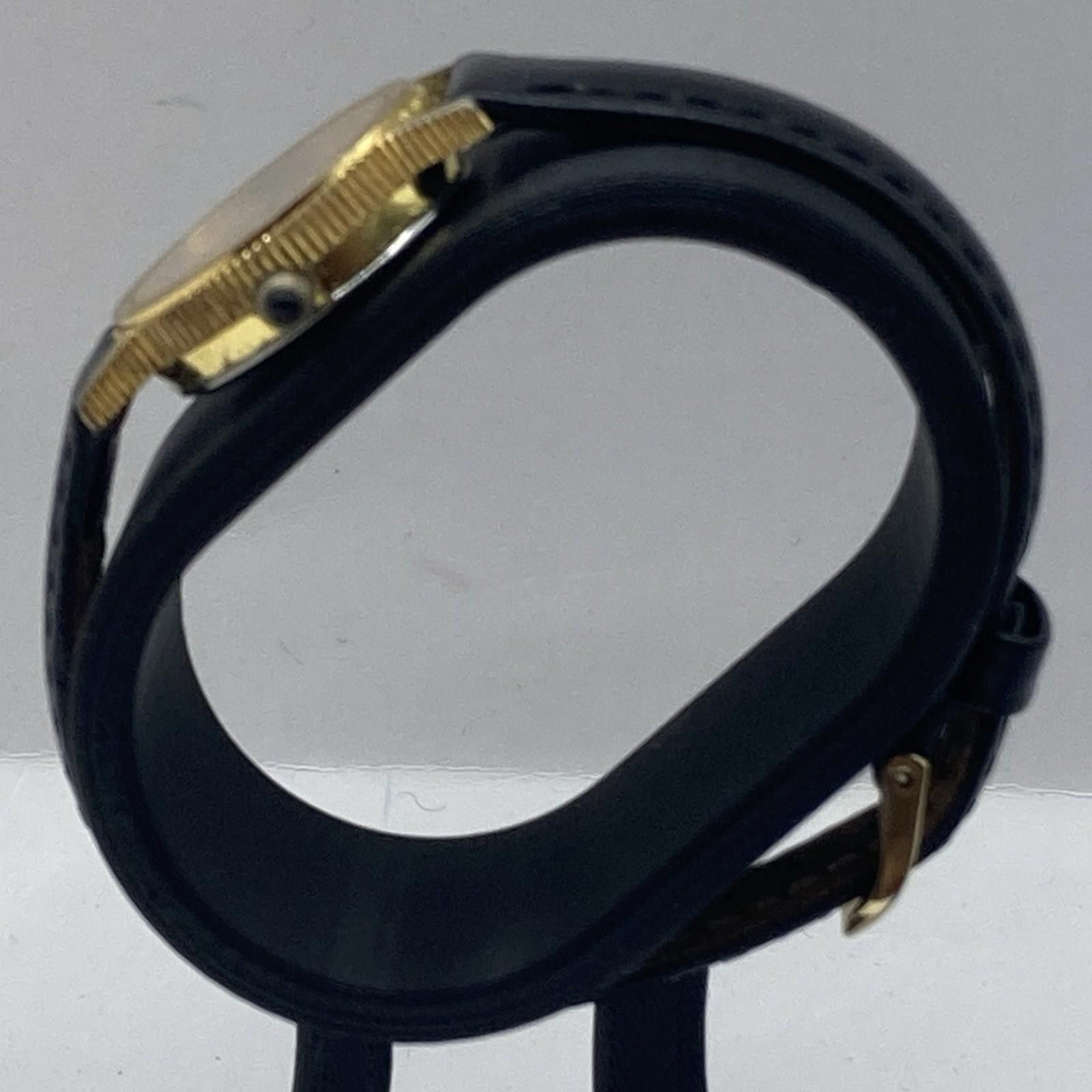 Oleg Cassini Vintage Women’s Oleg Cassini Gold Tone Ten Dollar Watch Size ONE SIZE - 4 Thumbnail