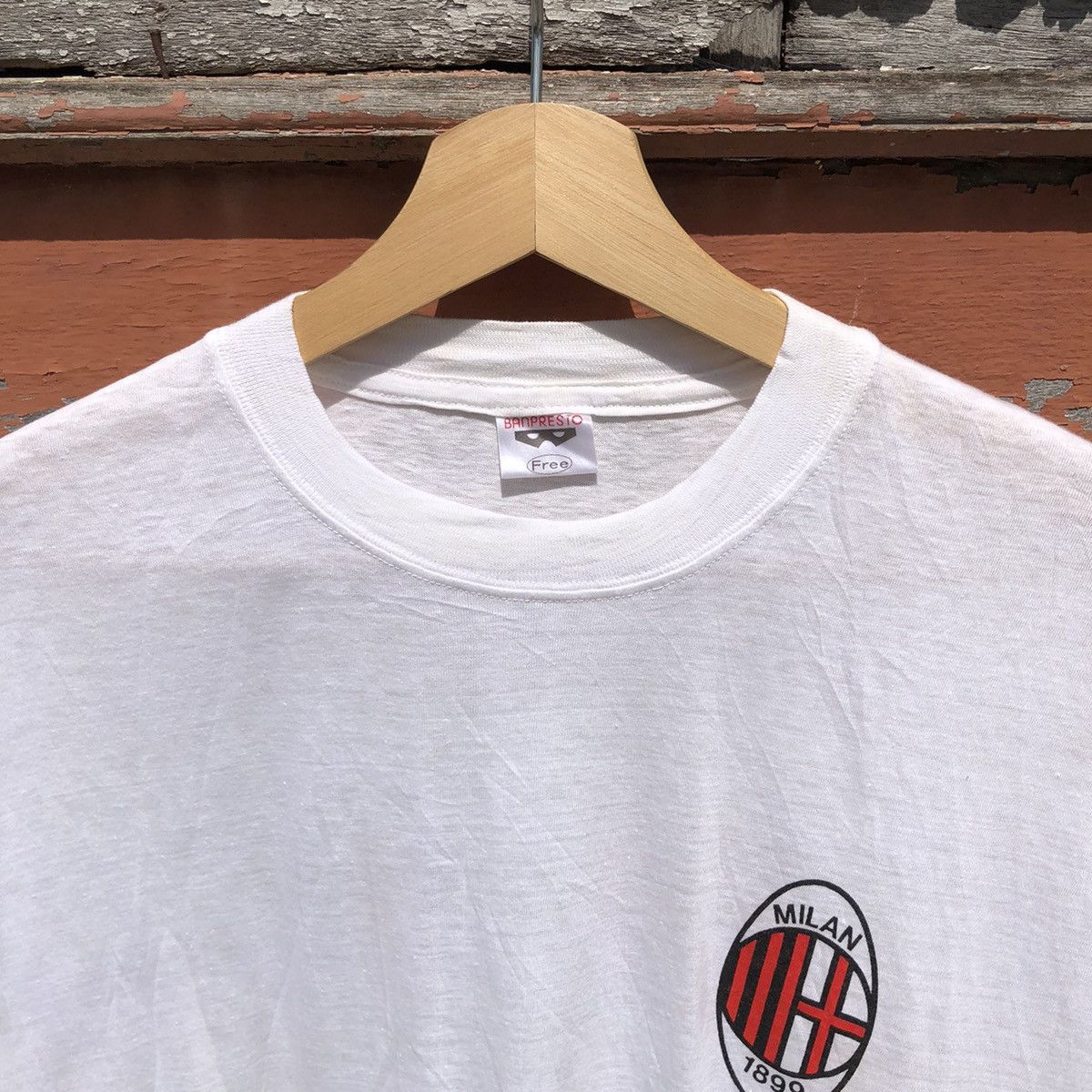 Vintage Vintage 90s MILAN 1899 Tshirt Size US L / EU 52-54 / 3 - 12 Thumbnail