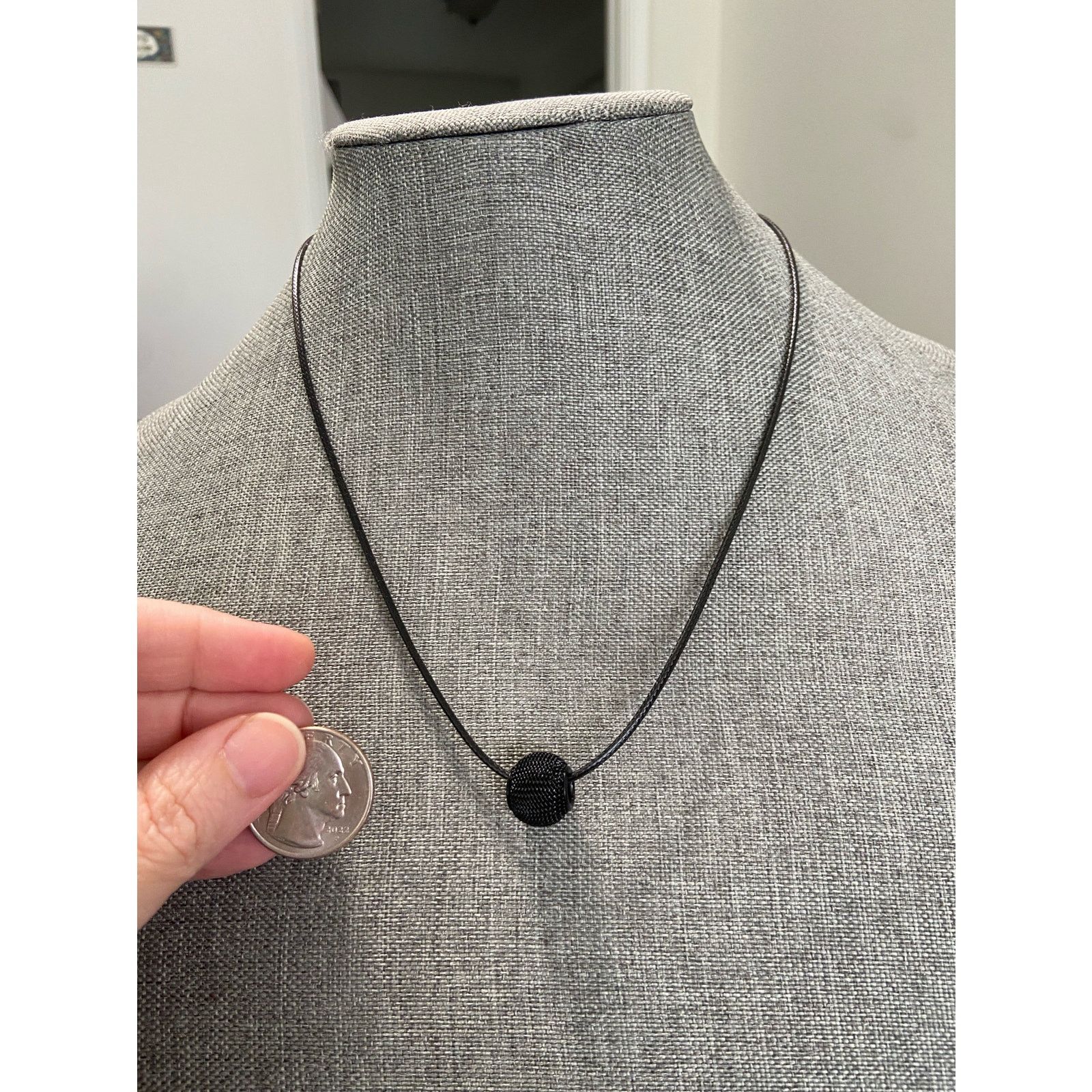 Handmade black mesh bead necklace Size ONE SIZE - 2 Thumbnail