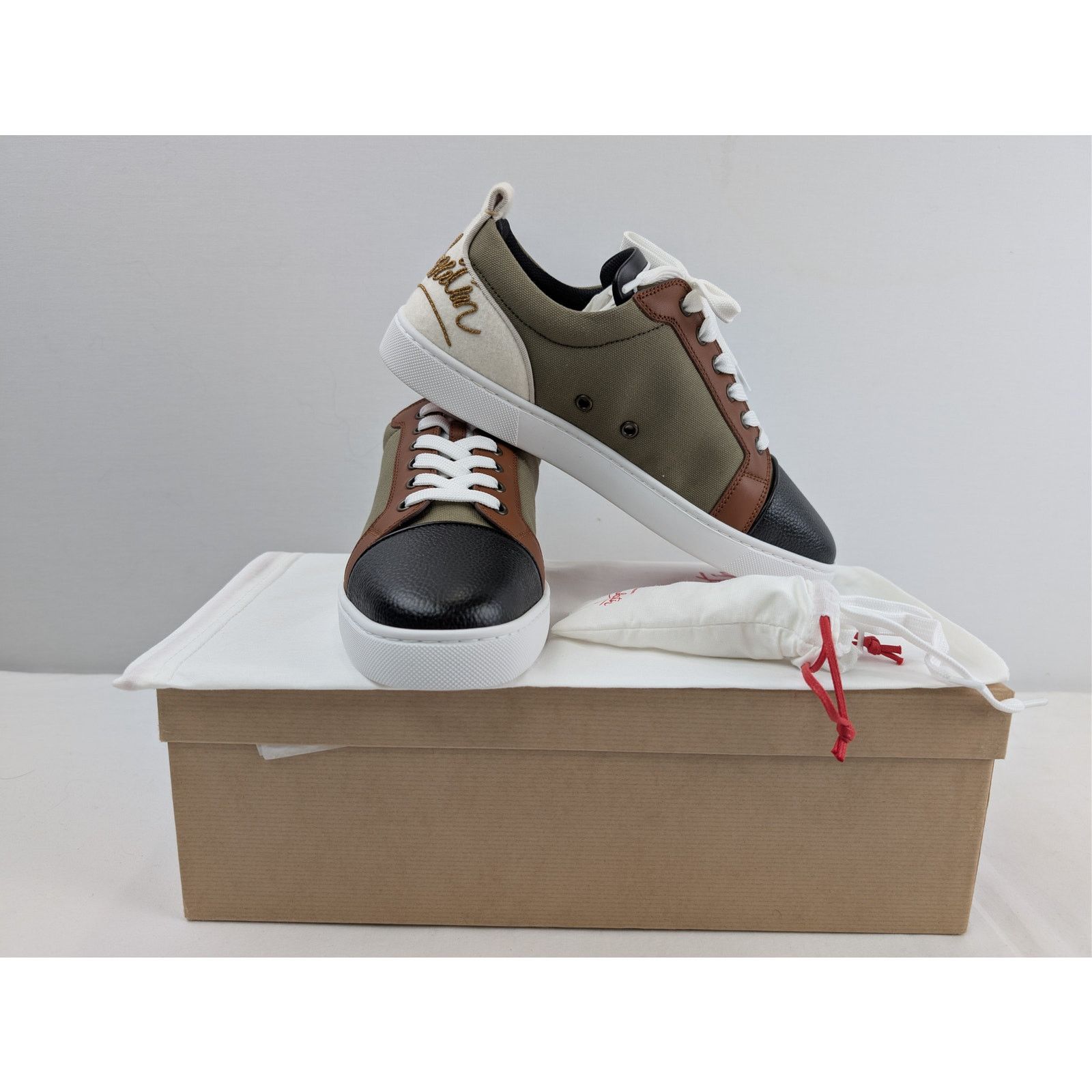 Christian Louboutin o1rshd1 Fun Louis Junior Flat Sneakers in Multicolor Size US 10 / EU 43 - 21 Thumbnail