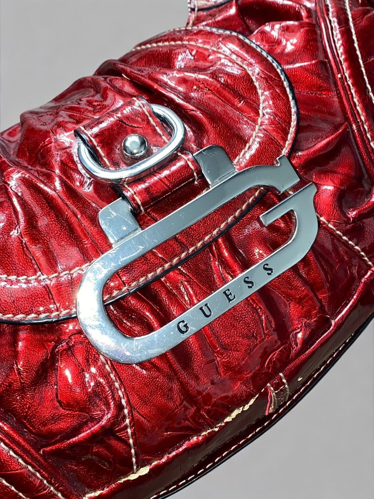 Guess 🔥 Y2K GUESS RED PATENT LOGO BAG PARIS HILTON VIBES Size ONE SIZE - 11 Thumbnail