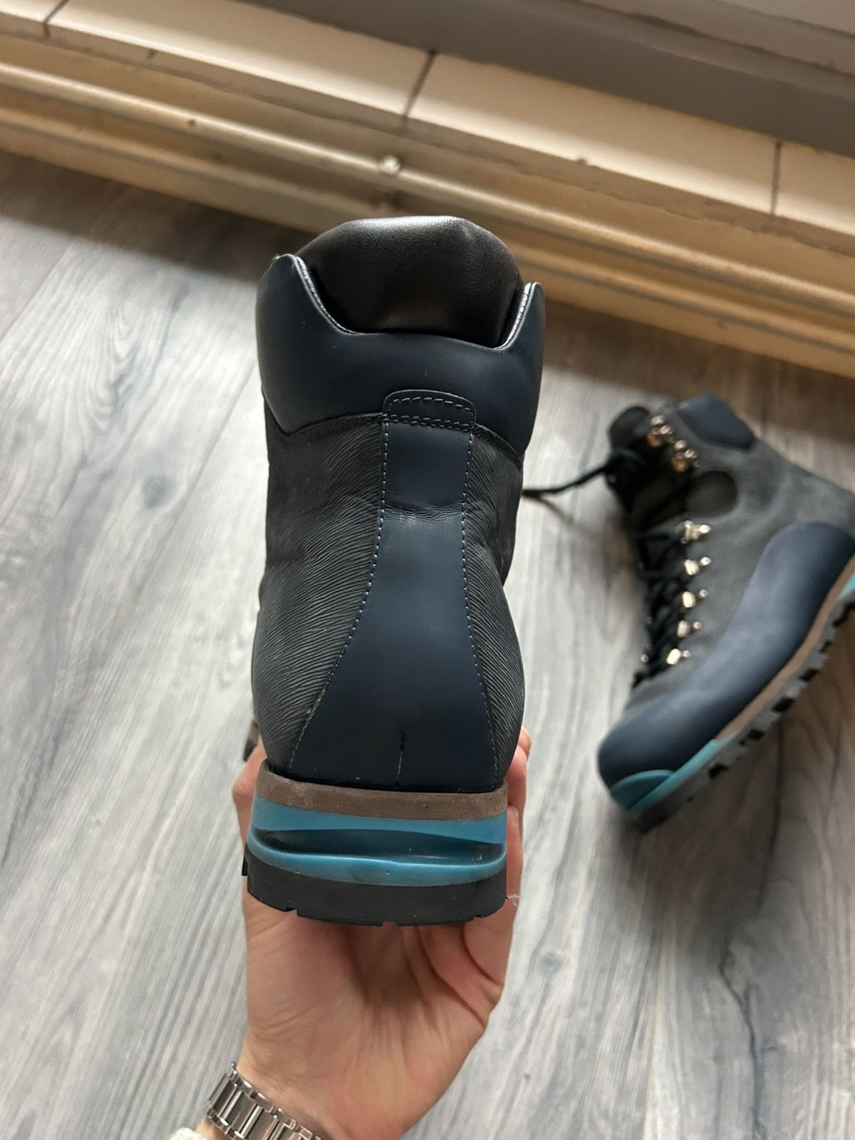 Louis Vuitton Louis Vuitton Terrain Hiking Boots Size US 10 / EU 43 - 9 Thumbnail