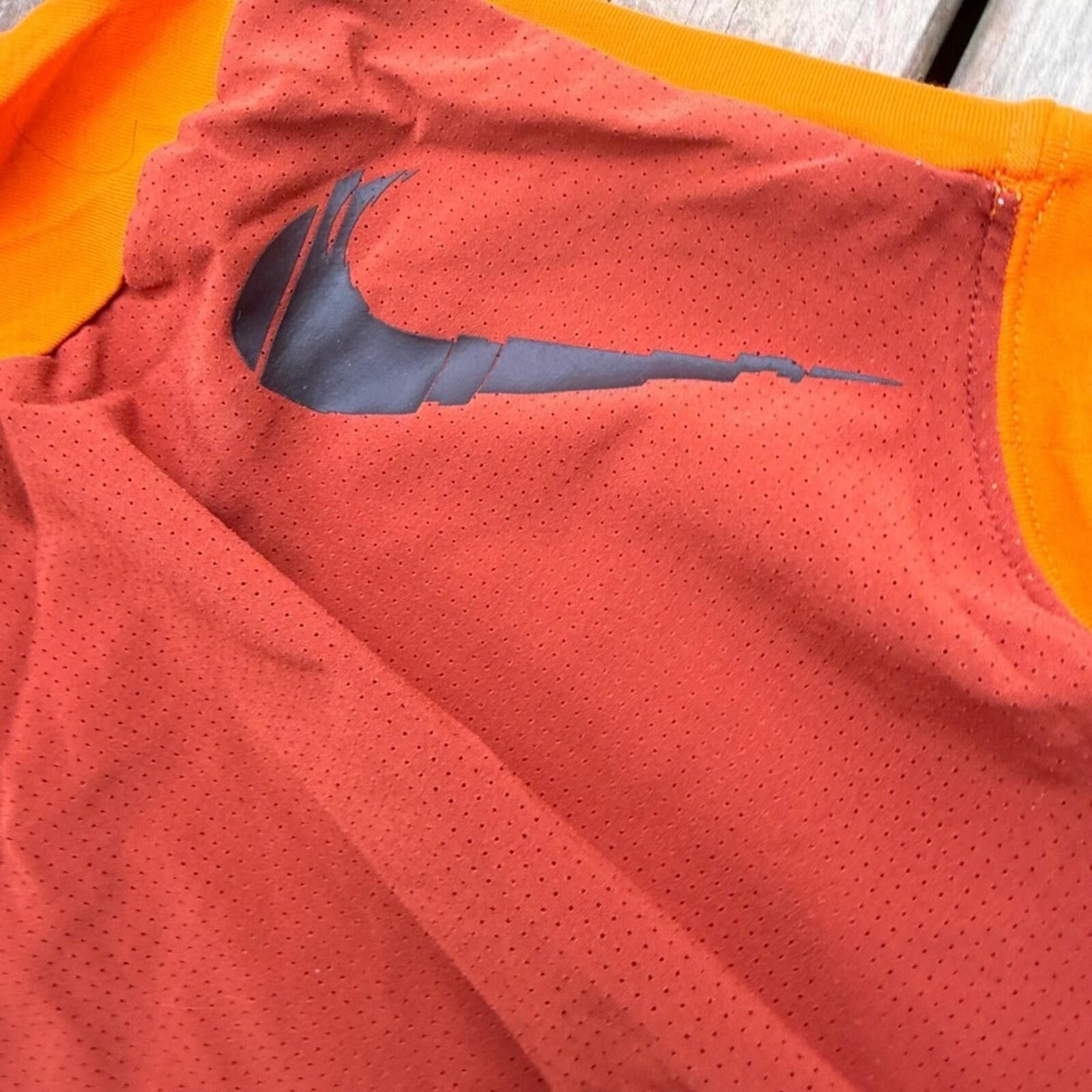 Nike Nike Dri-FIT Mens Large Orange Performance Training T-Shirt Size US L / EU 52-54 / 3 - 6 Thumbnail