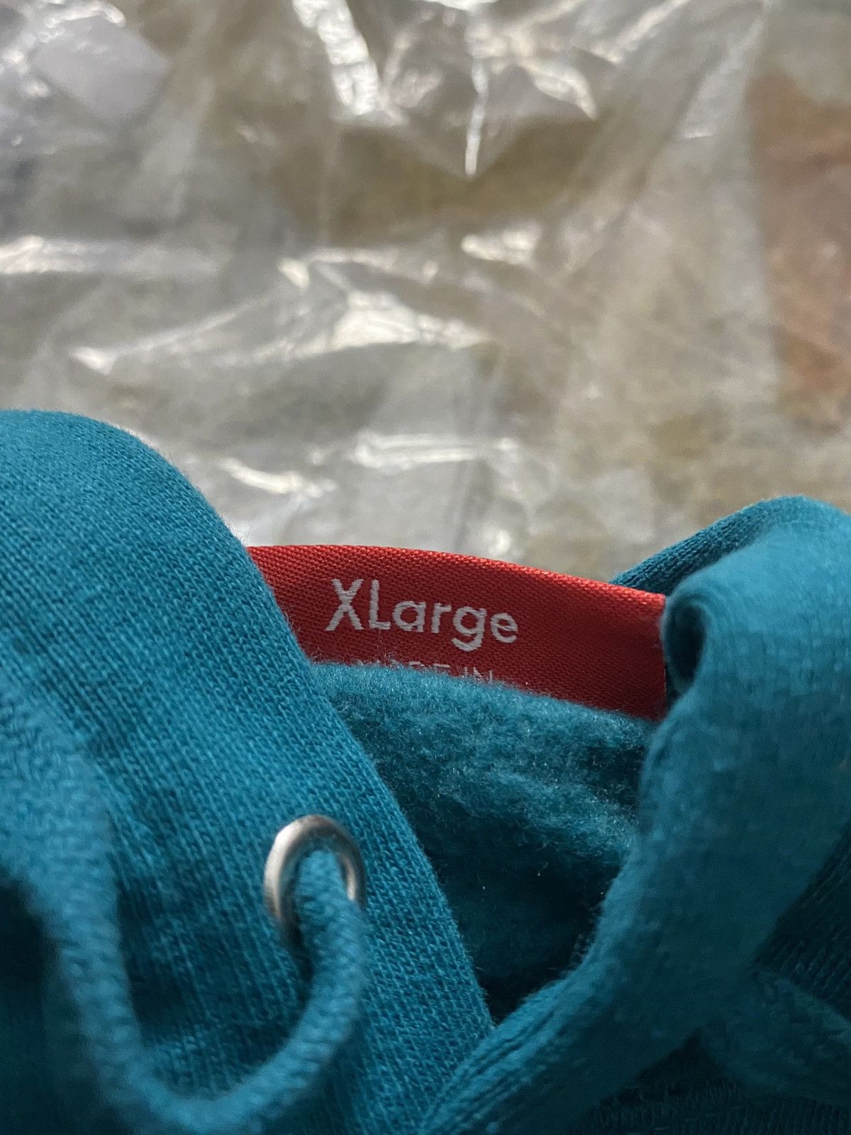Supreme Supreme Enamel Small Box Logo Hoodie Size US XL / EU 56 / 4 - 4 Thumbnail