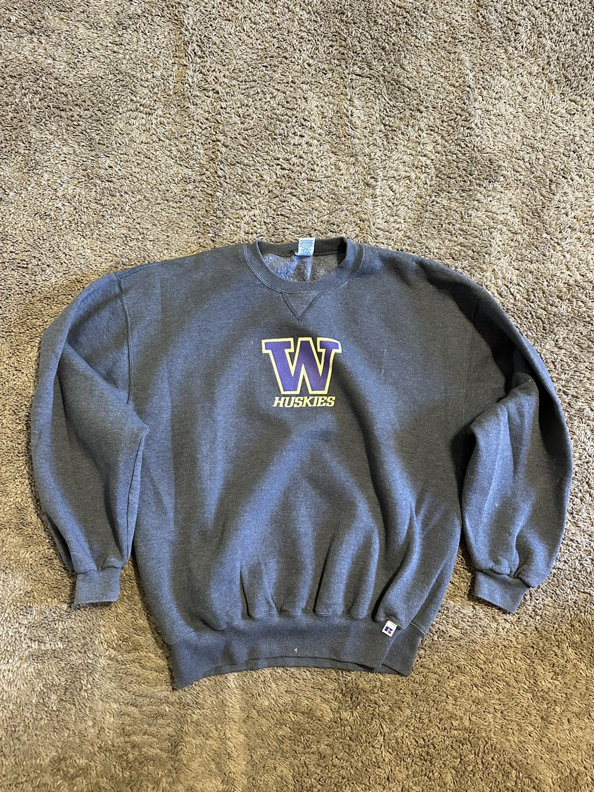 NCAA Vintage NCAA Washington Huskies sweatshirt 00s size XL Size US XL / EU 56 / 4 - 1 Thumbnail