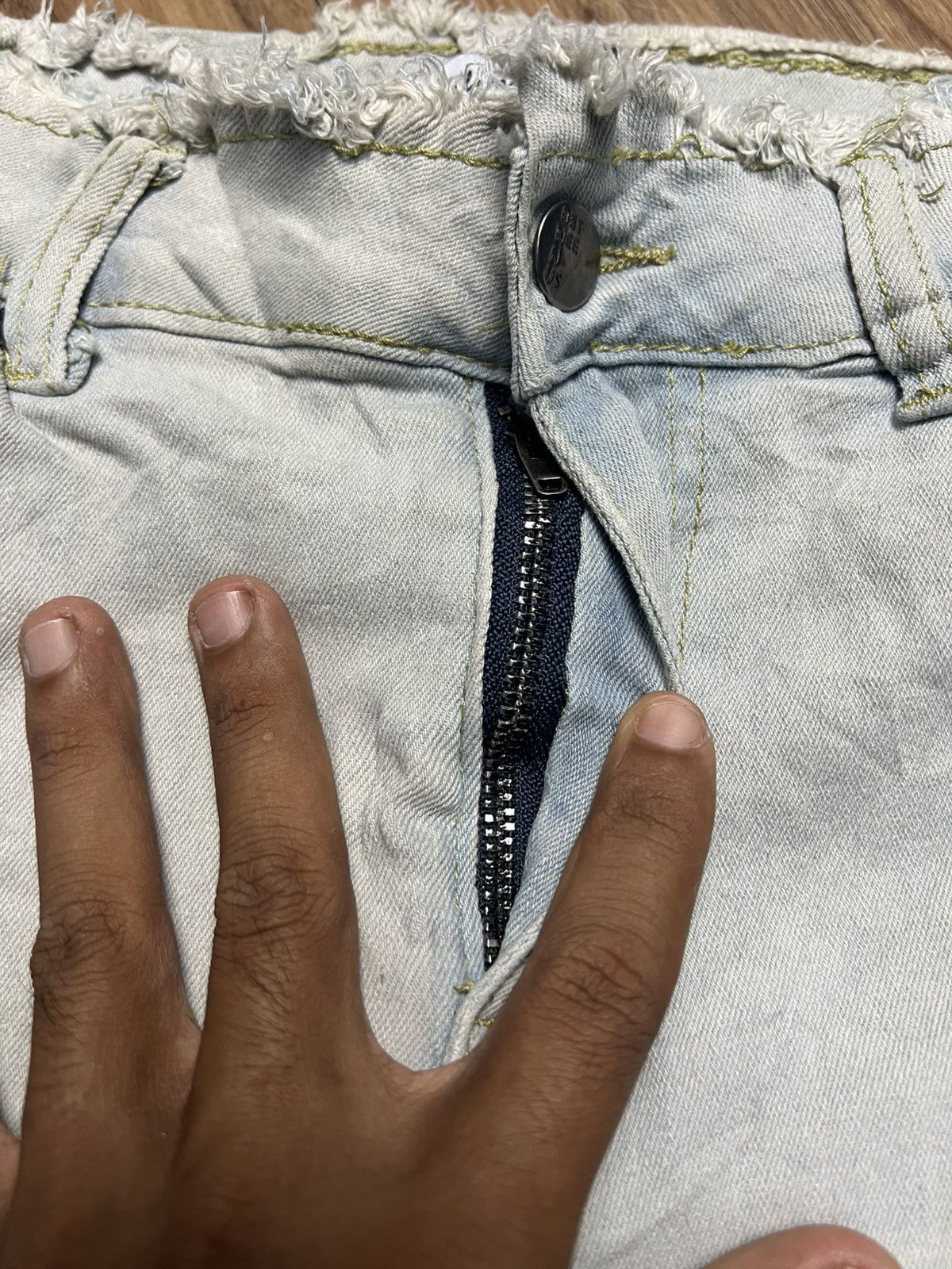 Beauty Beast Groovy Distressed Light Wash Bell Bottom Flare Jeans (41) Size 26" / US 2 / IT 38 - 10 Thumbnail