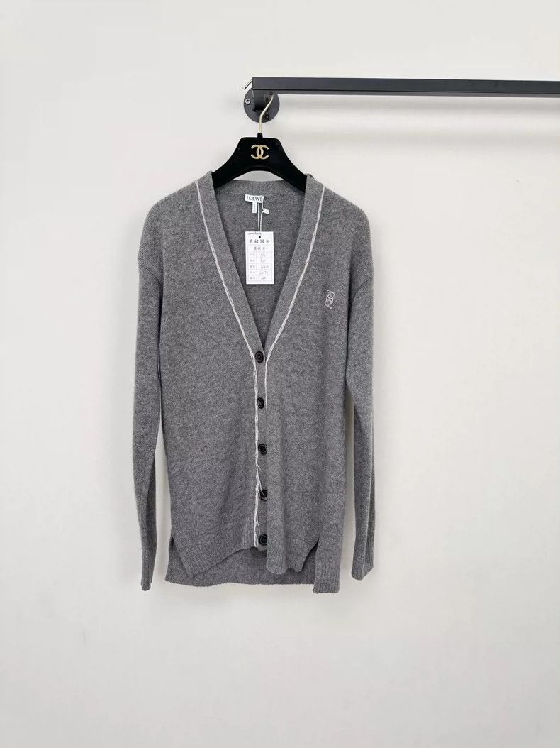 Loewe LOEWE A wool knit cardigan Size XS / US 0-2 / IT 36-38 - 1 Thumbnail