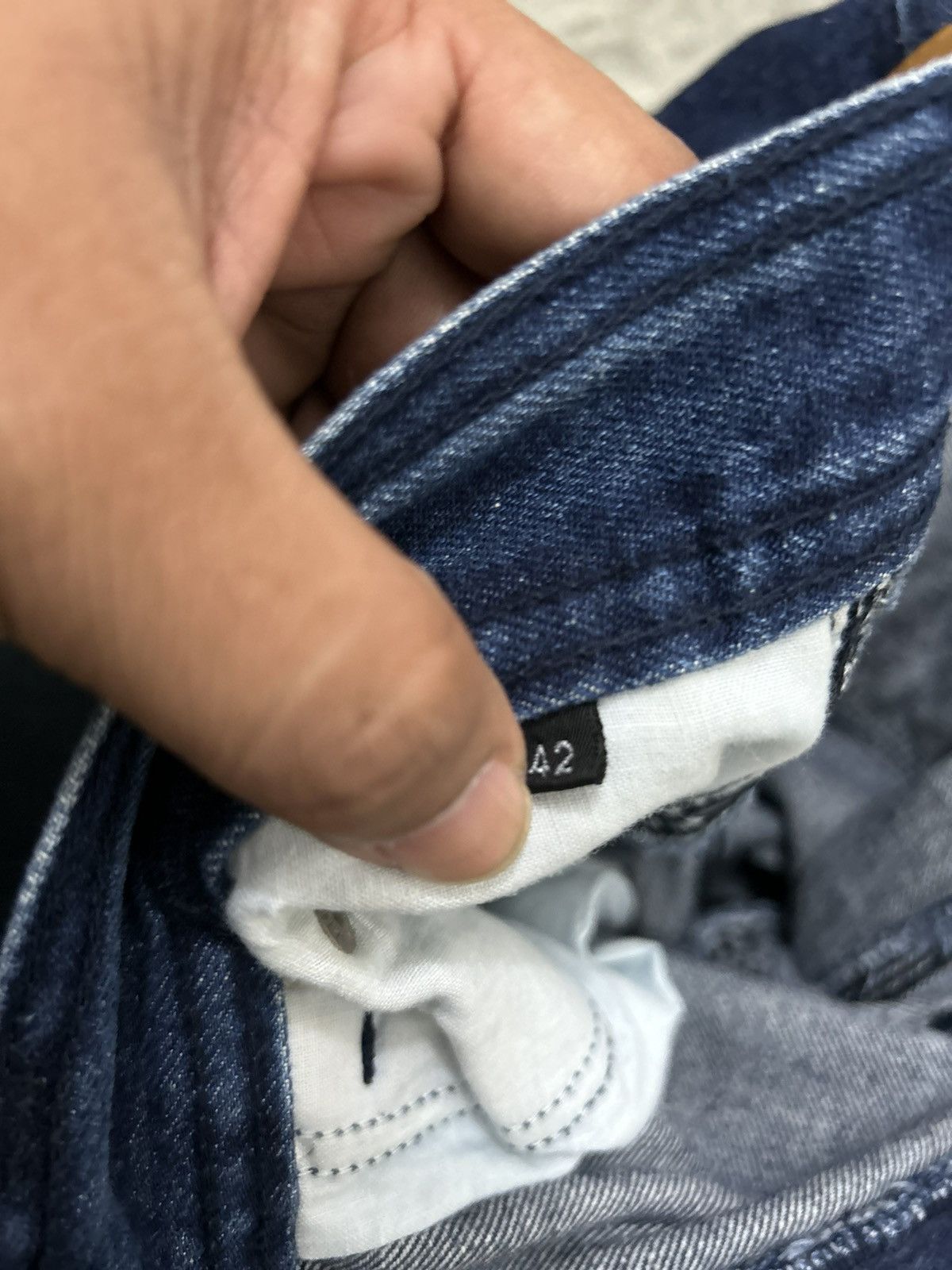 Gucci Gucci Embroidery Logo Back Pocket Jeans Size US 27 - 16 Thumbnail