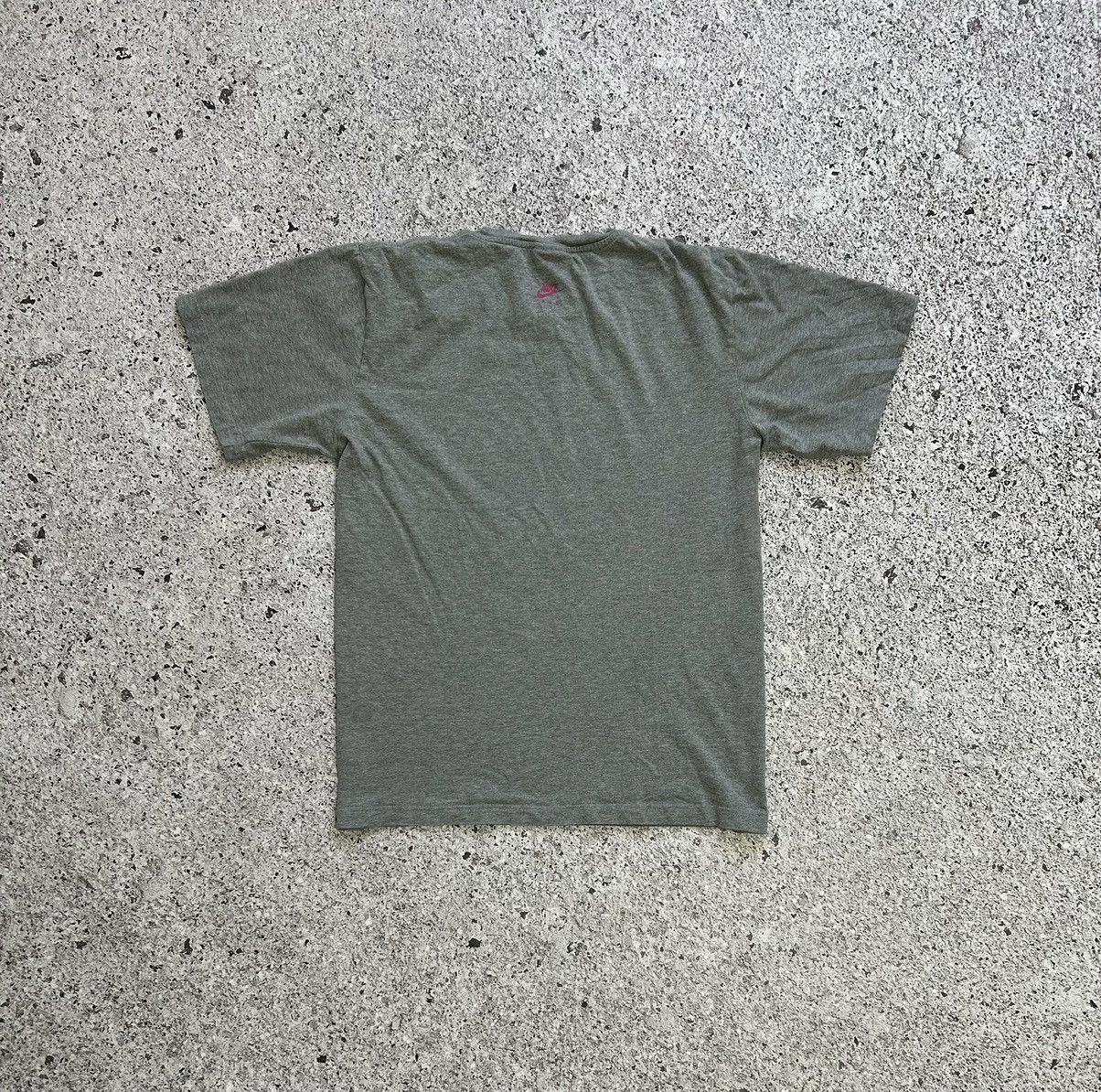 Nike × Vintage Vintage 90’s Nike Air Art Y2K HYPE RETRO T-Shirt Size US L / EU 52-54 / 3 - 4 Thumbnail
