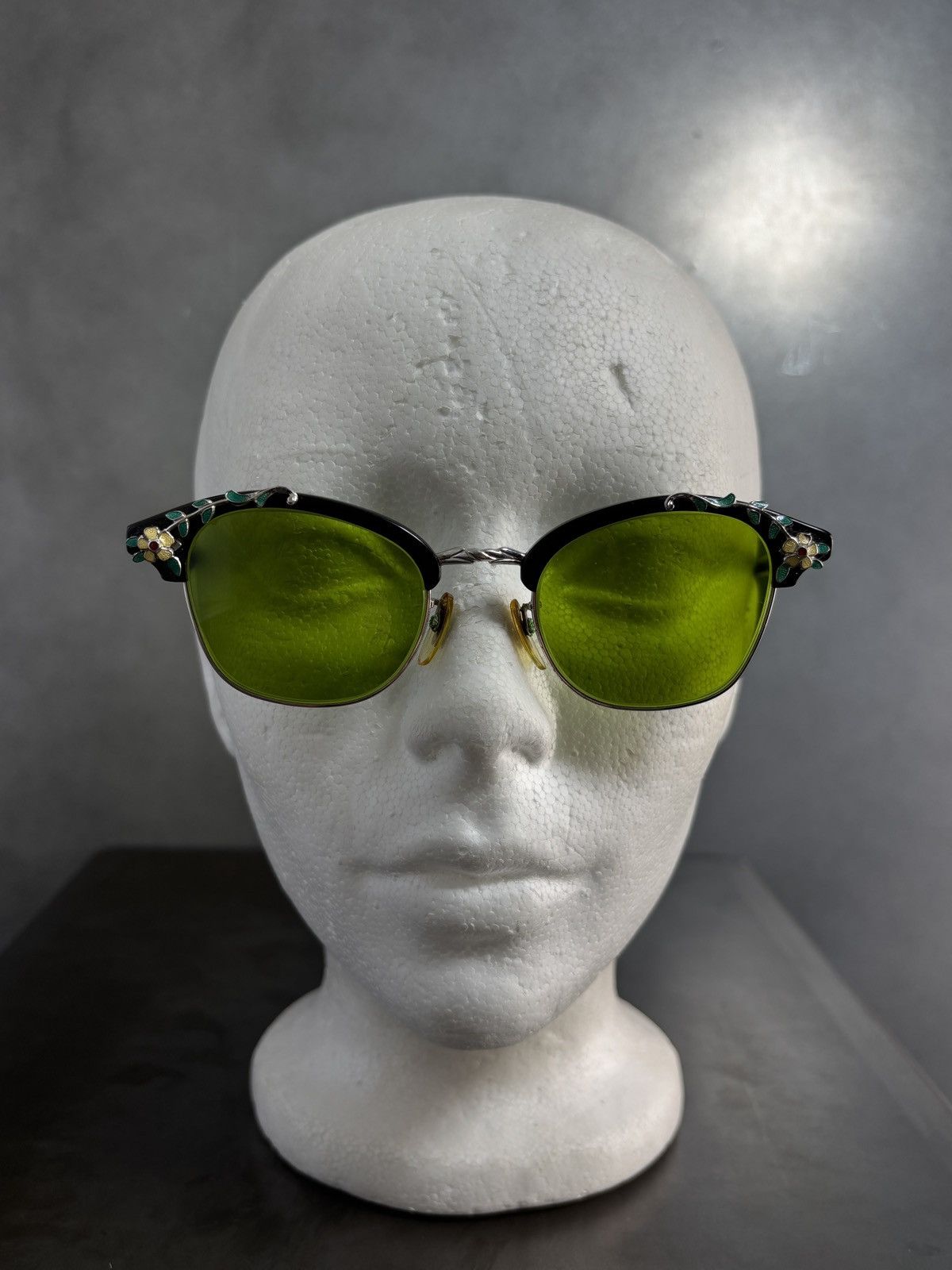 American Optical × Vintage 1960s American Optical Sunglasses True Vintage Ornate Floral Size ONE SIZE - 23 Thumbnail