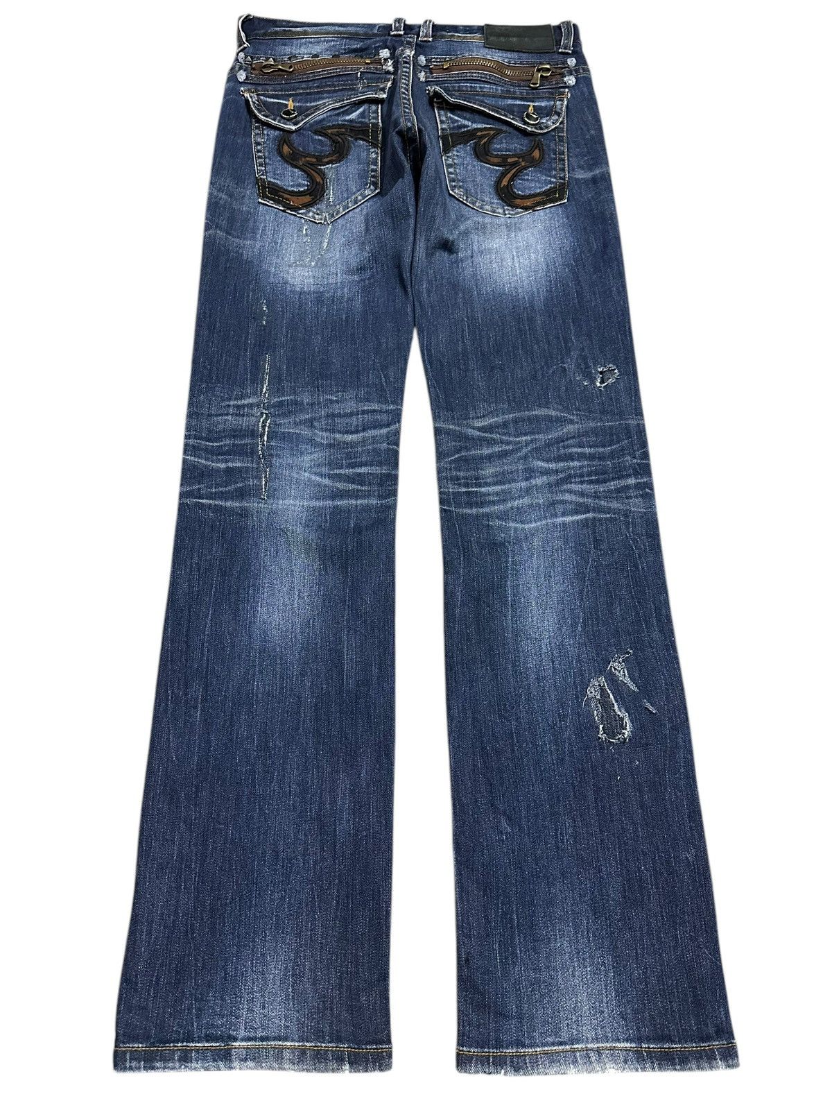 Japanese Brand Vintage Japanese Brand Blue Bleached Style Loose Jeans Size US 32 / EU 48 - 1 Thumbnail