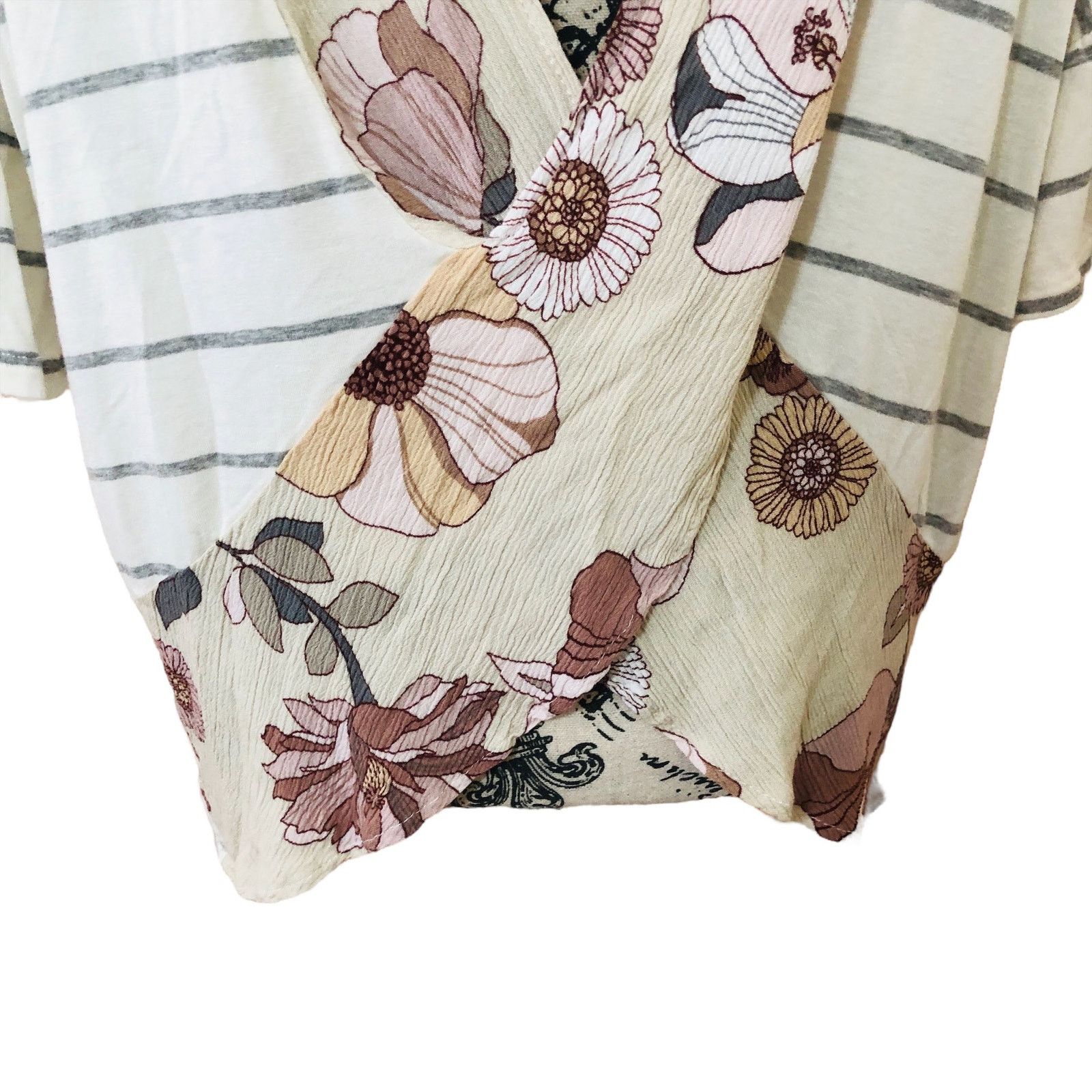 Other Stripe Floral Open Cross Back Mixed Material Bell Sleeve Top Size M / US 6-8 / IT 42-44 - 10 Thumbnail