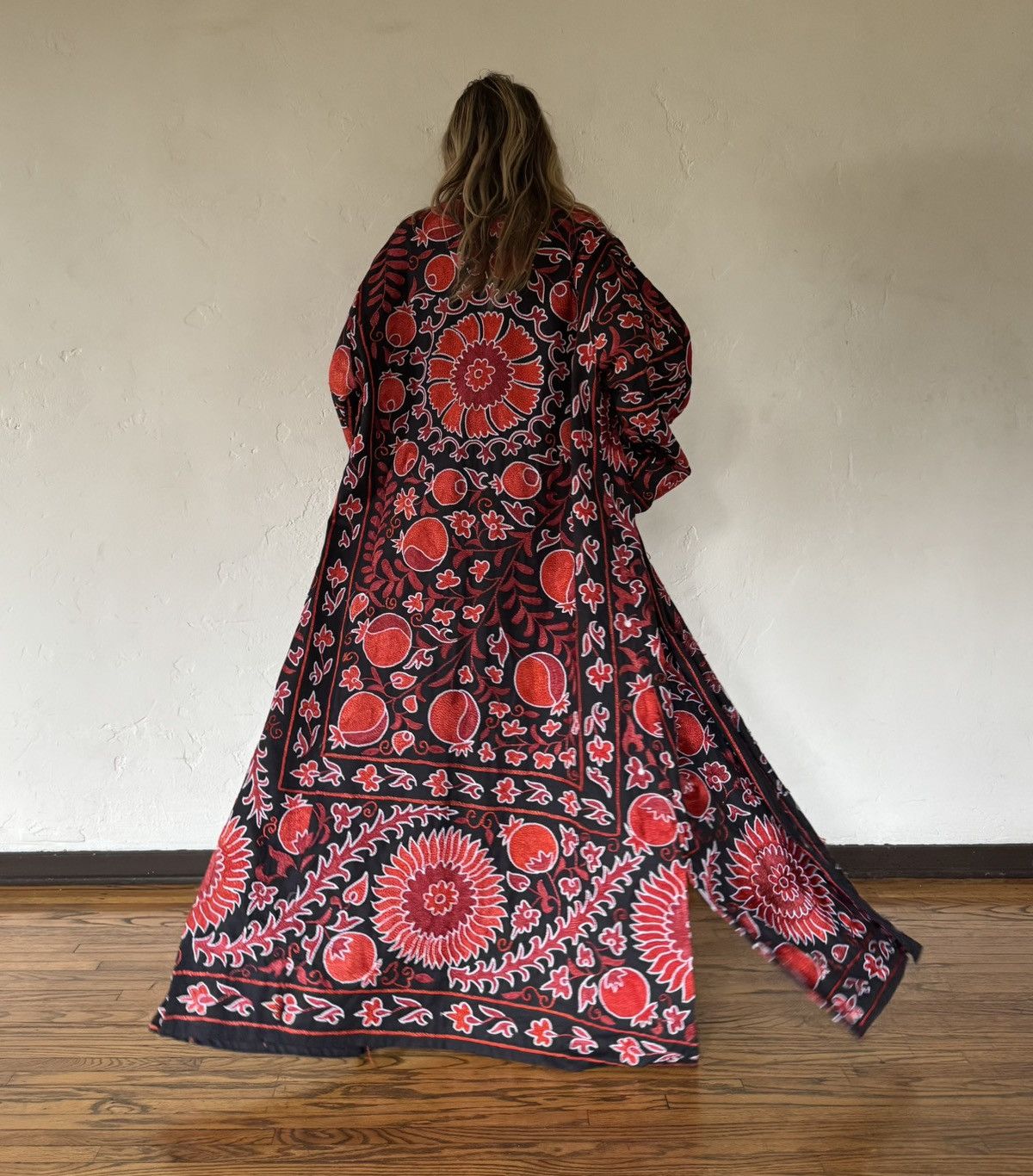 Handmade Turkish Red Black Handmade Embroidered Full Length Kaftan Size ONE SIZE - 6 Thumbnail