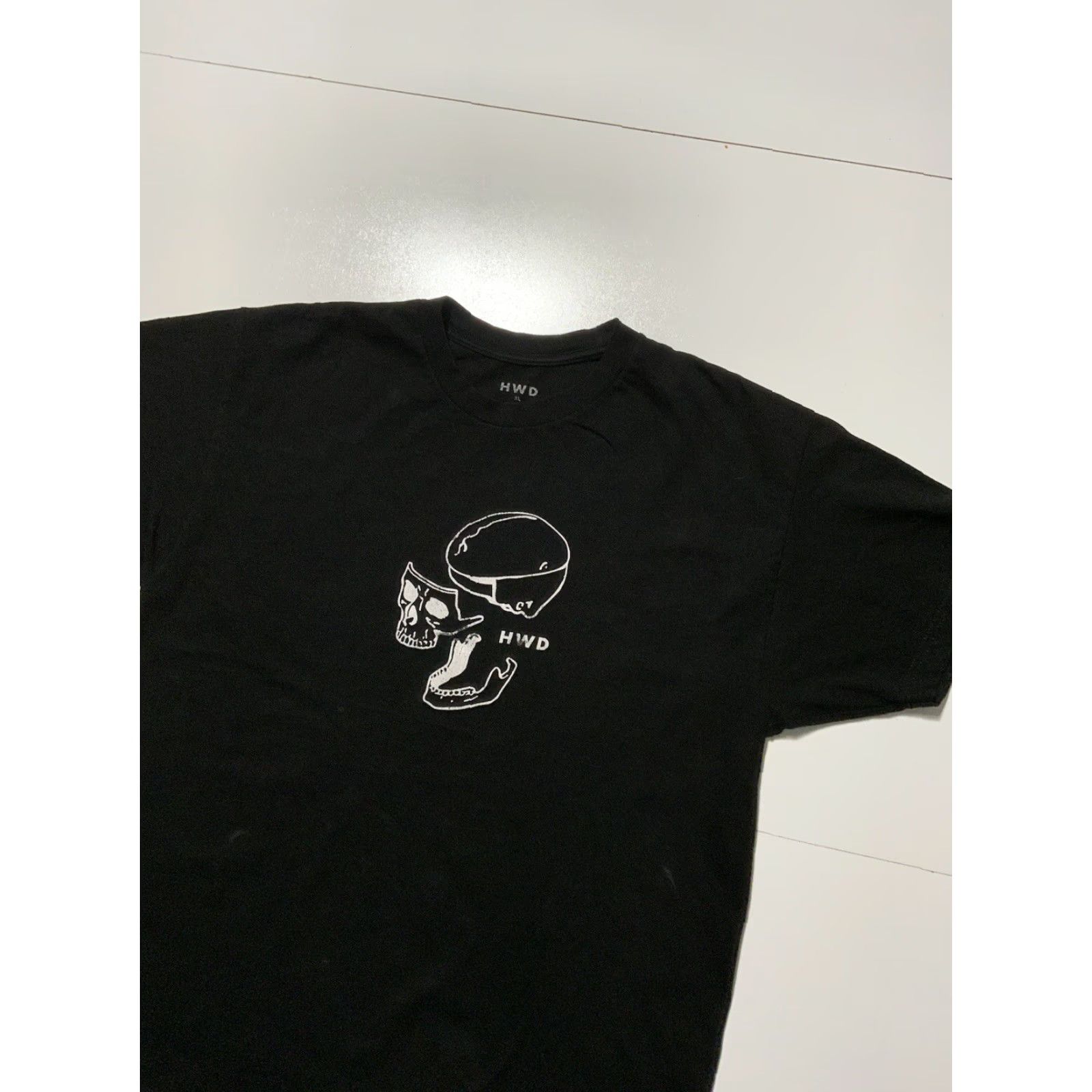 Vintage VINTAGE HWD Halfway Dead Los Angeles Skull Brain Graphic Black S/S Mens T-Shirt XL Size US XL / EU 56 / 4 - 4 Thumbnail