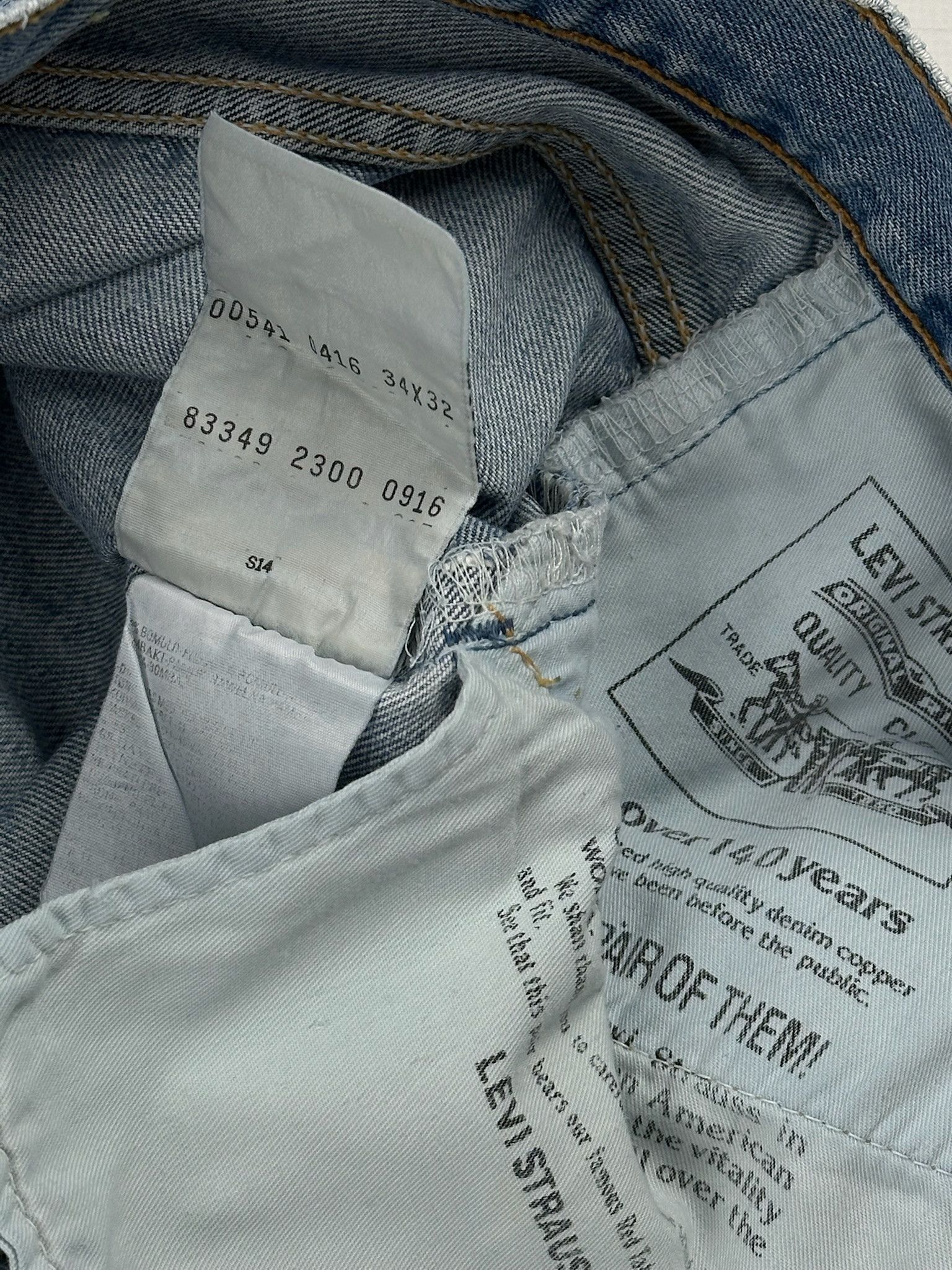 Levi's Vintage Levi’s Blue Faded Washed Buckle Back Straight Jeans Size US 34 / EU 50 - 7 Thumbnail