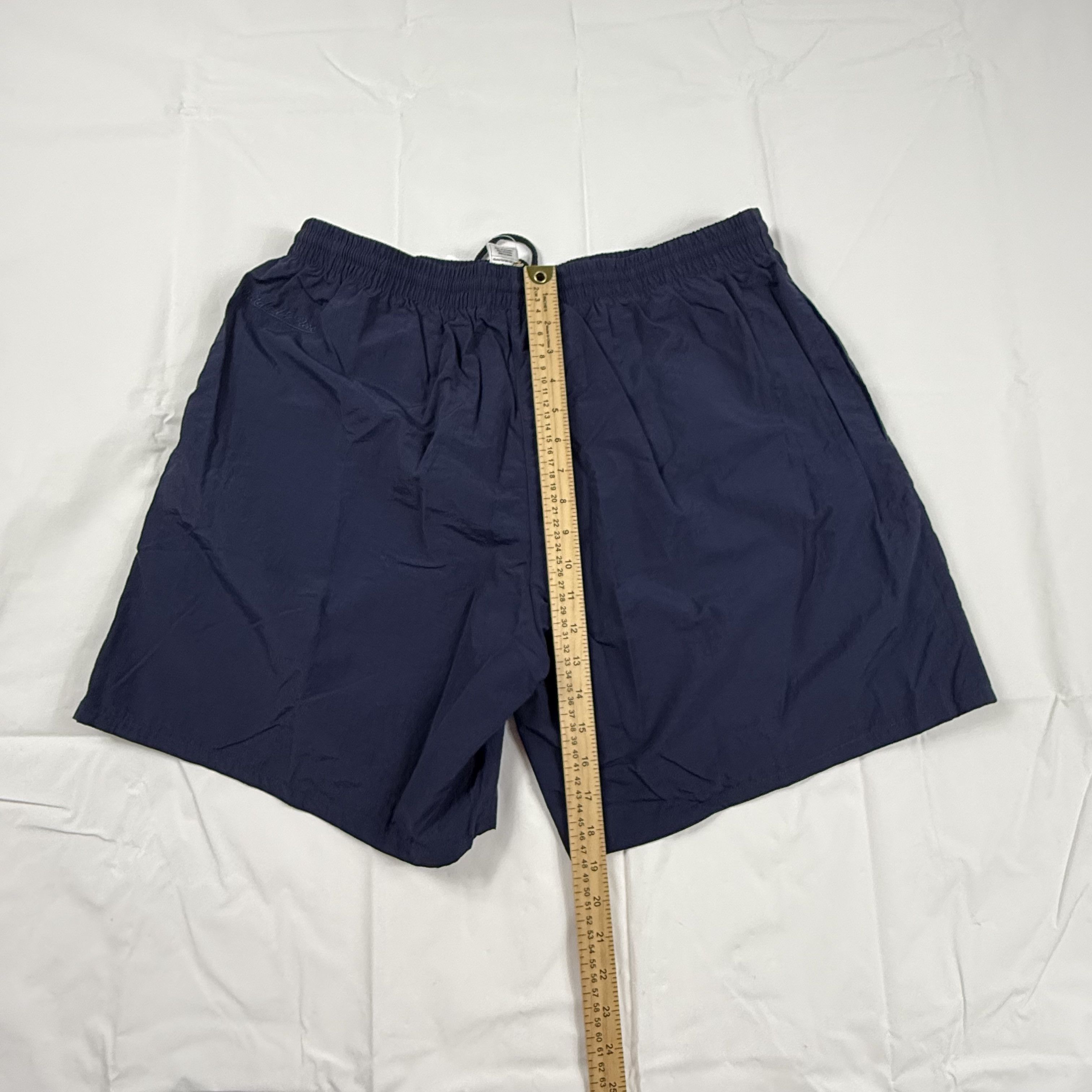 Mitchell & Ness Mitchell & Ness New York Yankees World Series Nylon Shorts Size US 39 - 10 Thumbnail