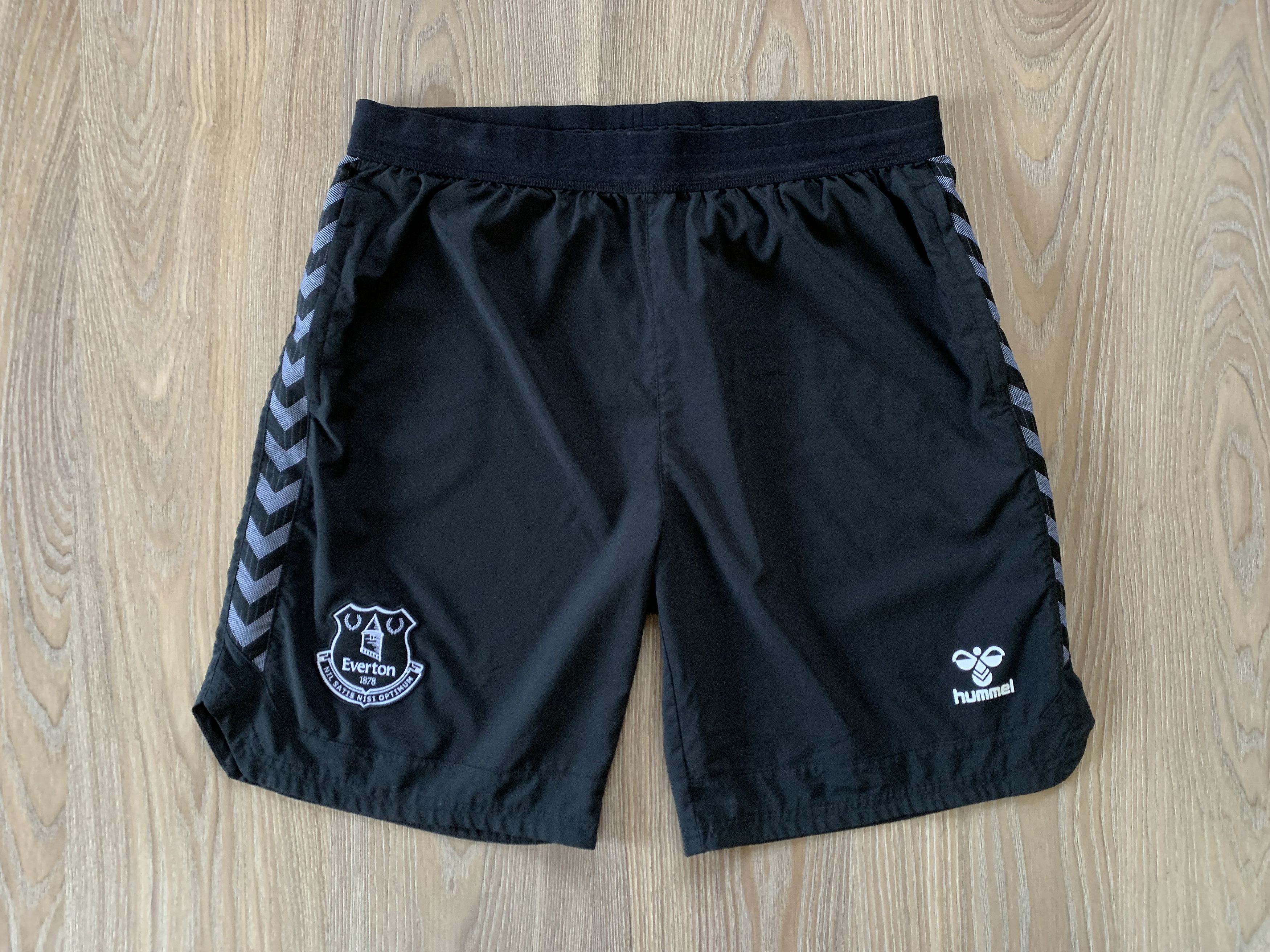 Hummel Hummel Everton Home Black Football Short Size US L / EU 52-54 / 3 - 2 Thumbnail