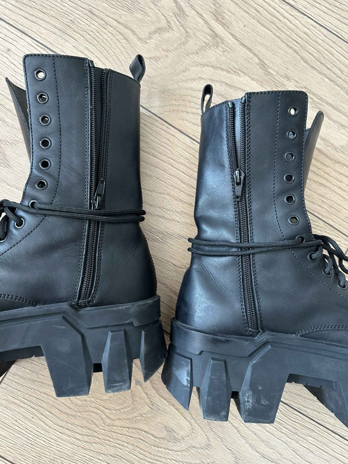 Balenciaga Bulldozer boots (first version) Size US 7 / EU 40 - 3 Thumbnail
